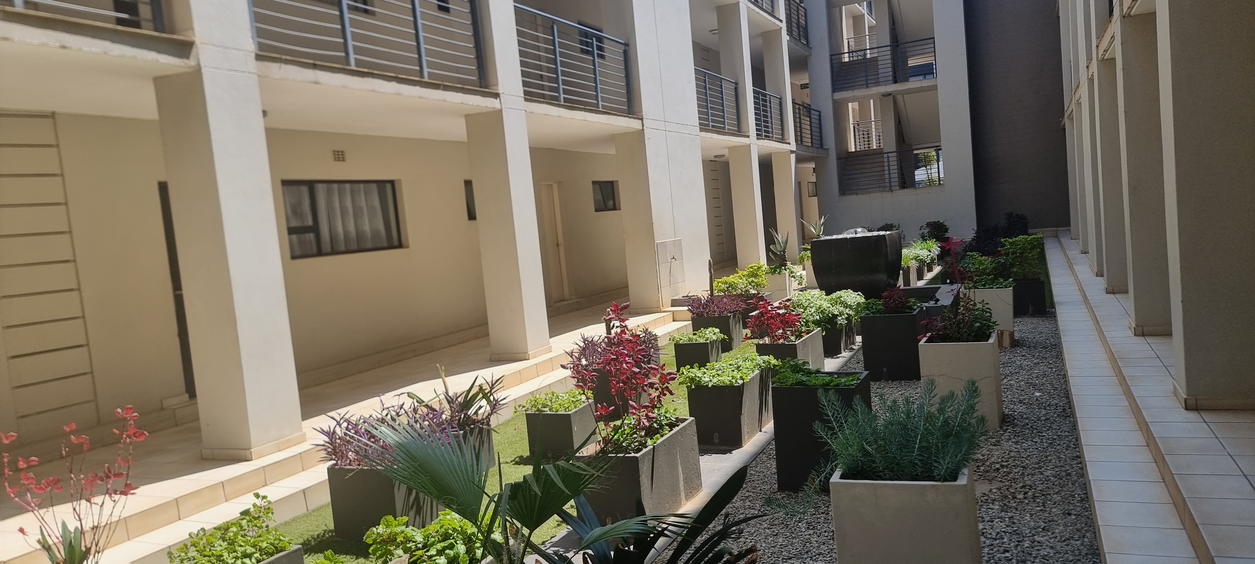 1 Bedroom Property for Sale in North Riding Gauteng