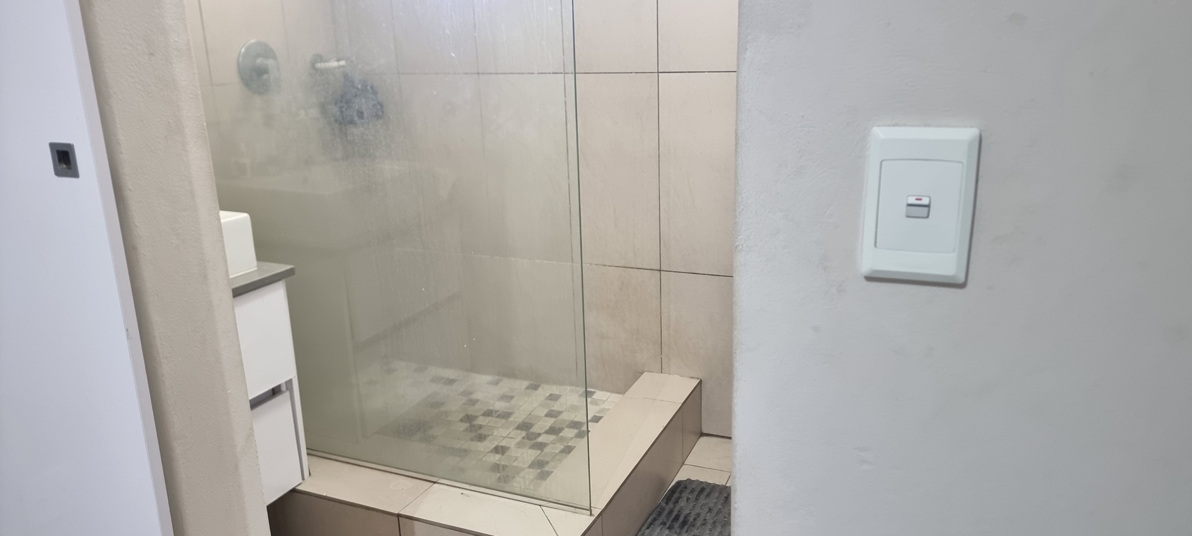 1 Bedroom Property for Sale in North Riding Gauteng