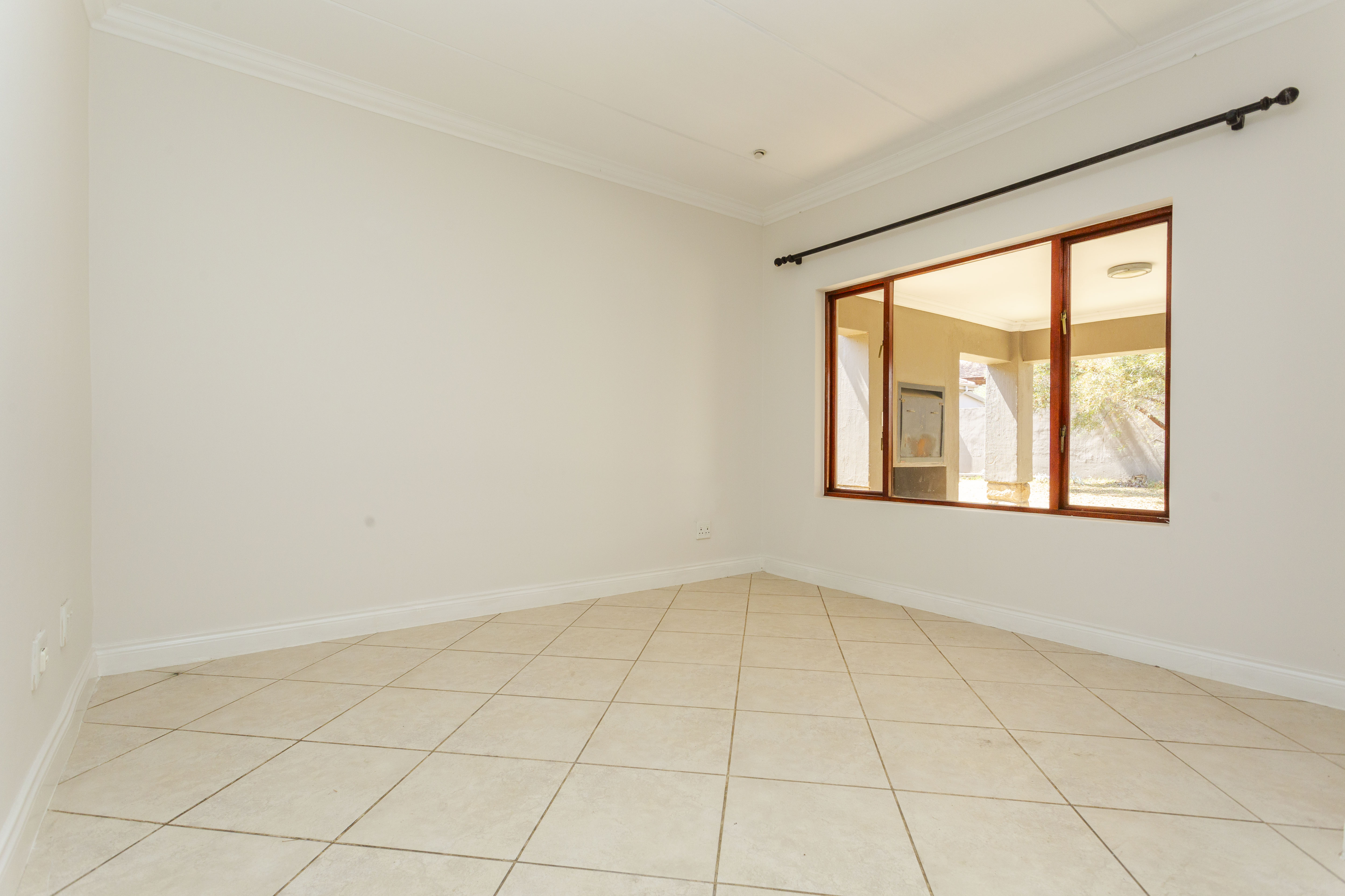 3 Bedroom Property for Sale in Carlswald Gauteng