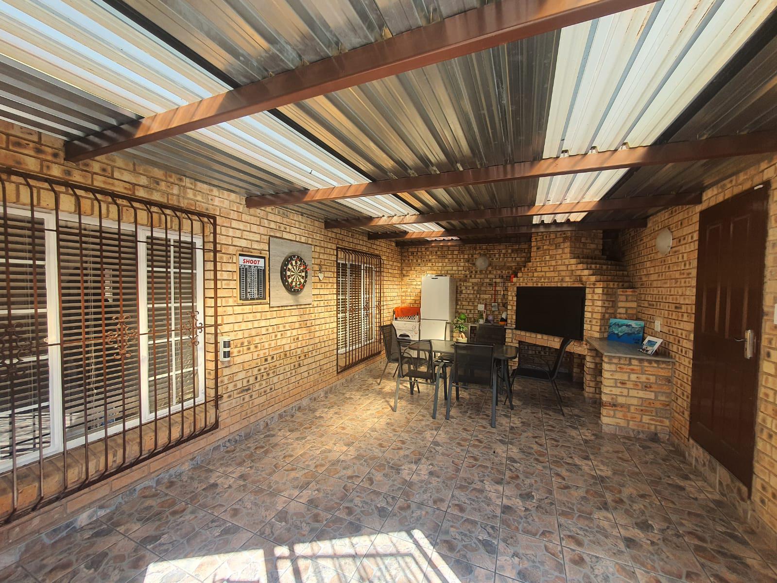 3 Bedroom Property for Sale in Albemarle Gauteng