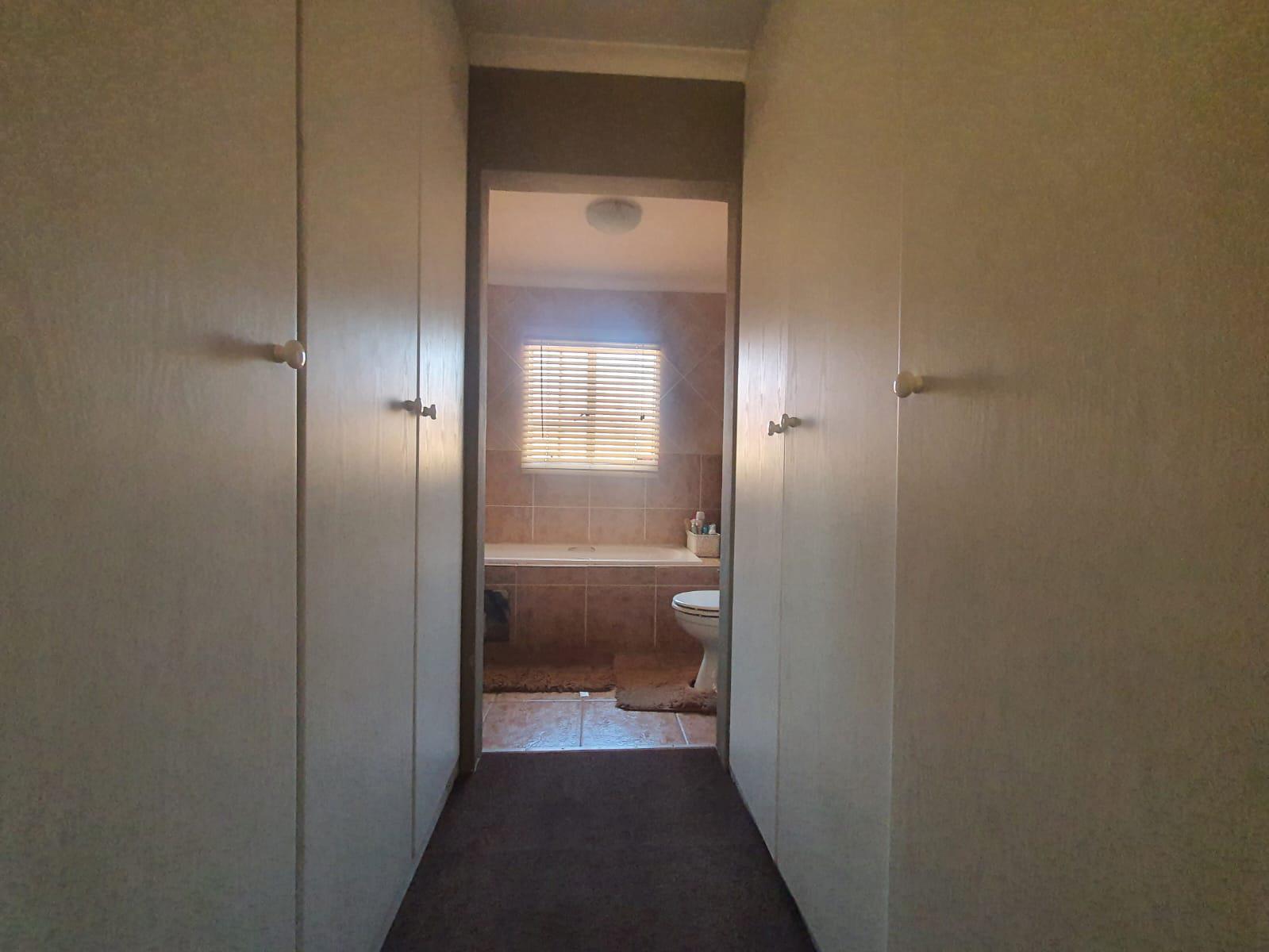 3 Bedroom Property for Sale in Albemarle Gauteng