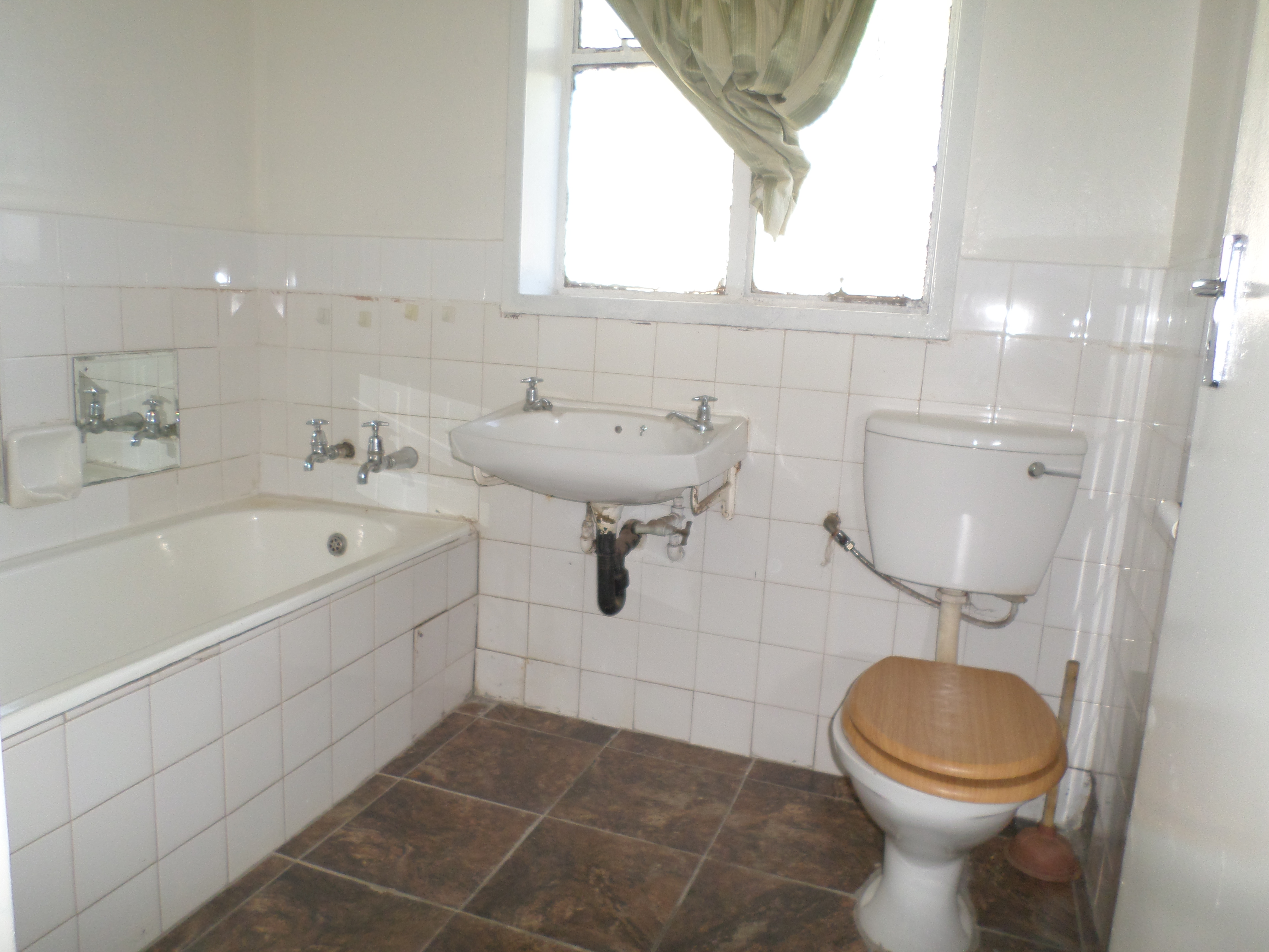 To Let 3 Bedroom Property for Rent in Martindale Gauteng