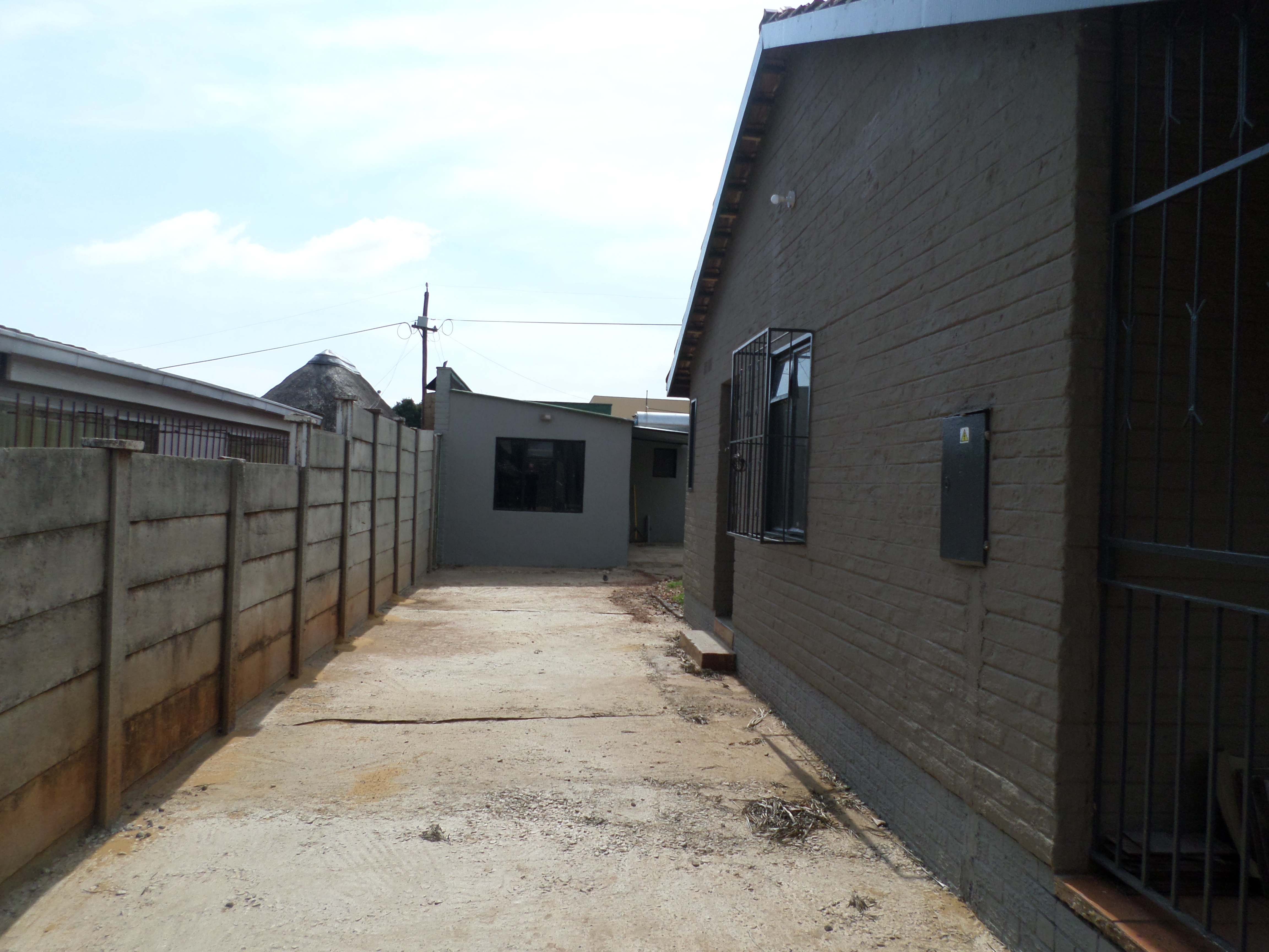 To Let 3 Bedroom Property for Rent in Martindale Gauteng