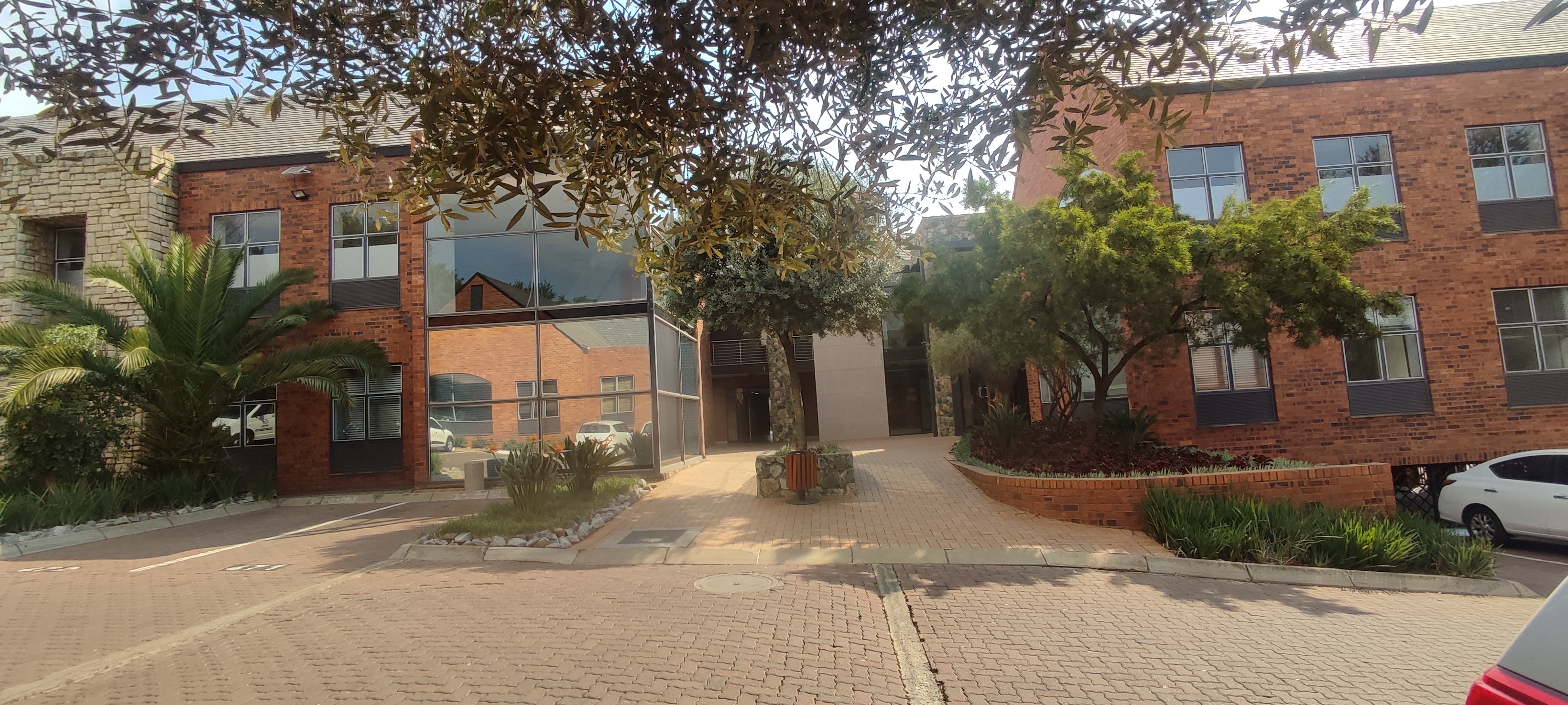 To Let commercial Property for Rent in Cresta Gauteng