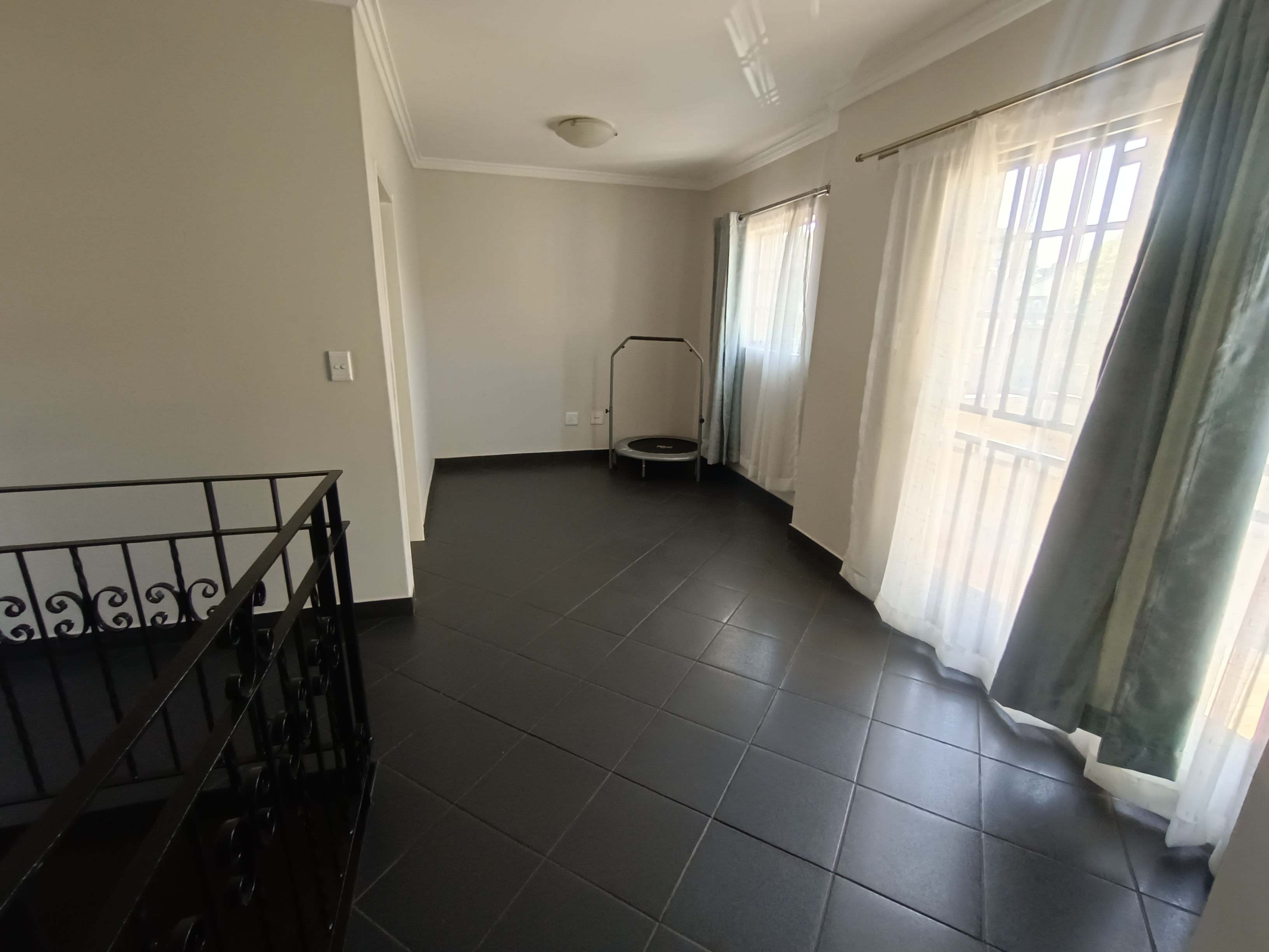 To Let 3 Bedroom Property for Rent in Lambton Gauteng