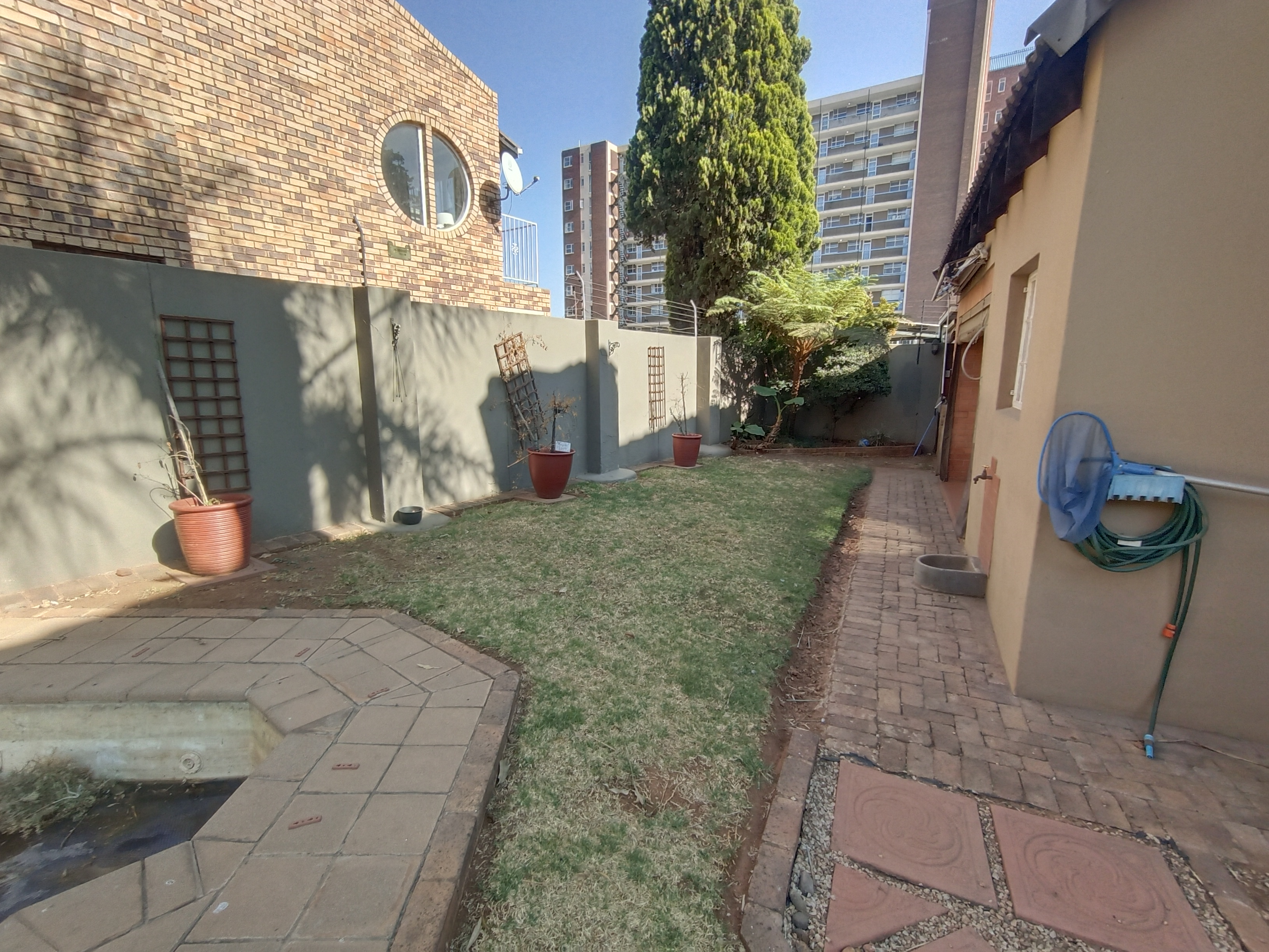 To Let 3 Bedroom Property for Rent in Lambton Gauteng