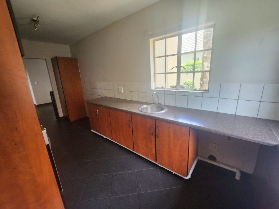 To Let 3 Bedroom Property for Rent in Lambton Gauteng