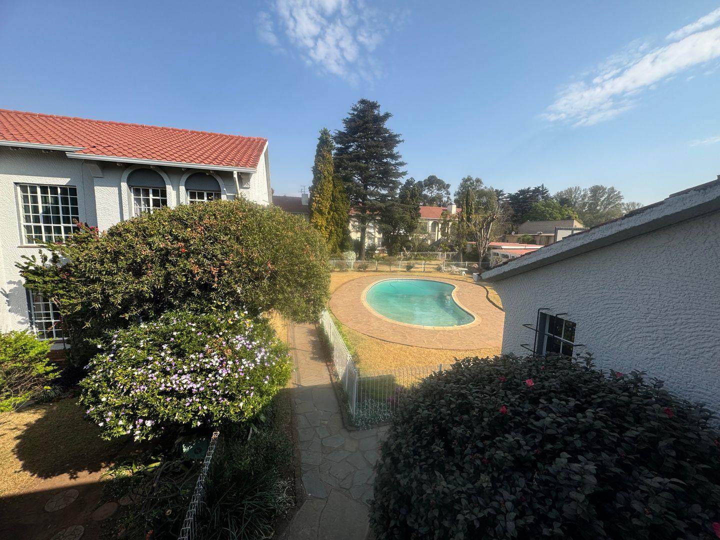 To Let 3 Bedroom Property for Rent in Parkhill Gardens Gauteng