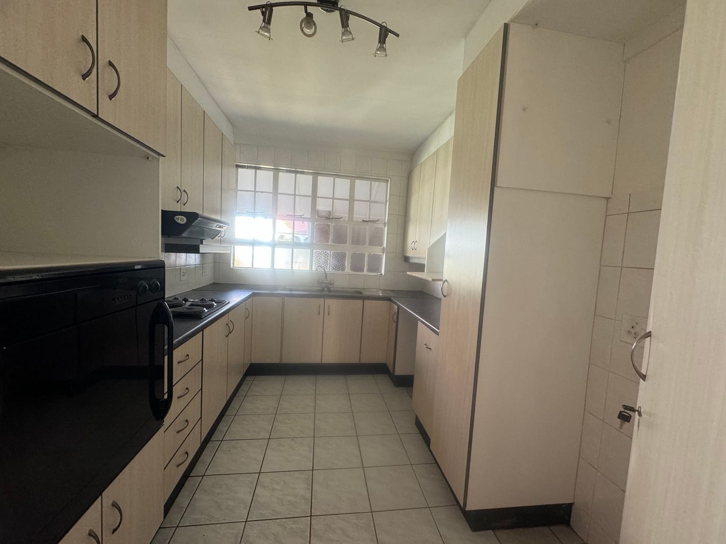 To Let 3 Bedroom Property for Rent in Parkhill Gardens Gauteng