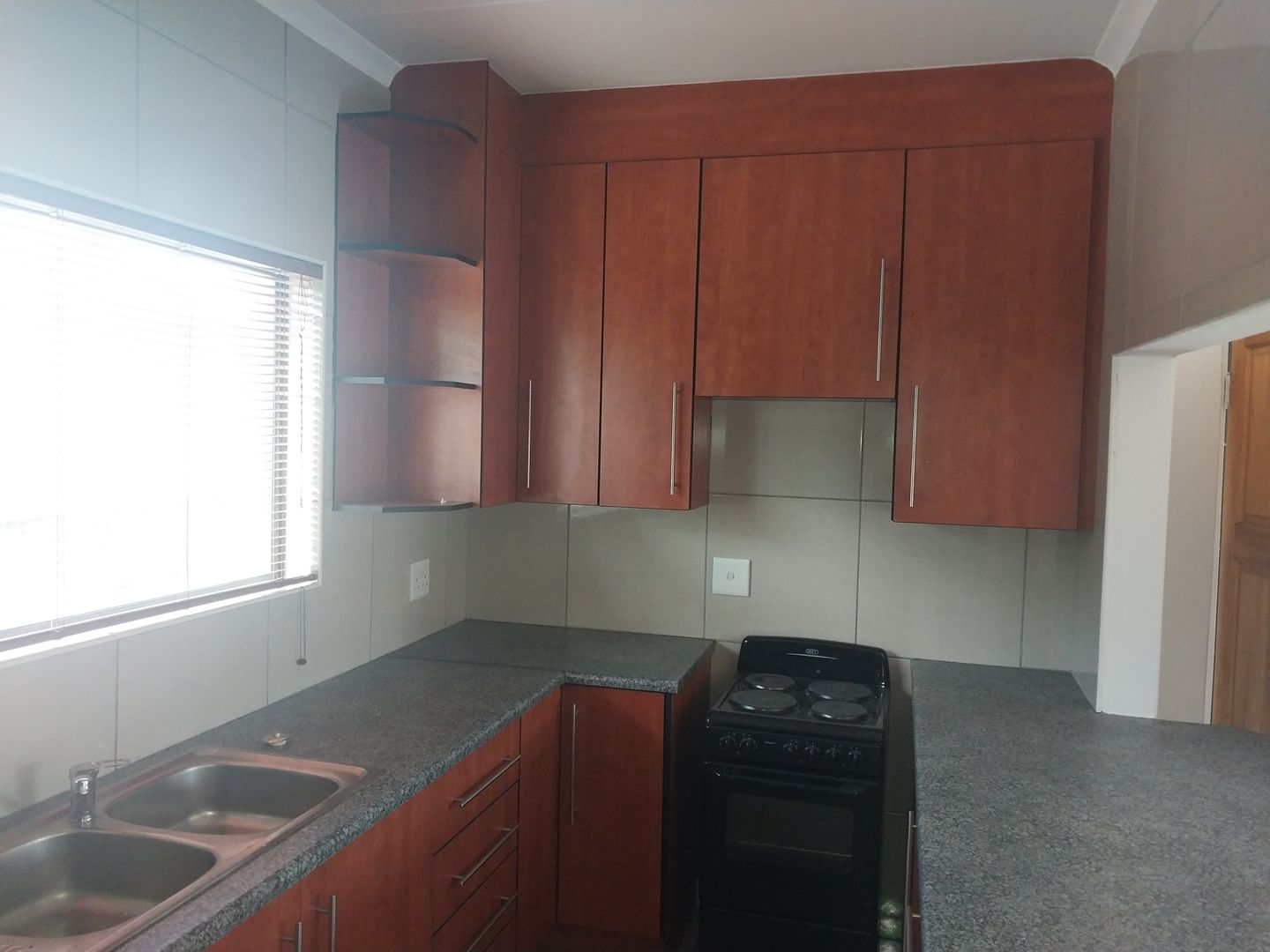 To Let 2 Bedroom Property for Rent in Lambton Gauteng