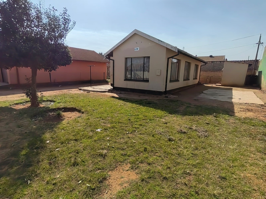 3 Bedroom Property for Sale in Sebokeng Zone 17 Gauteng