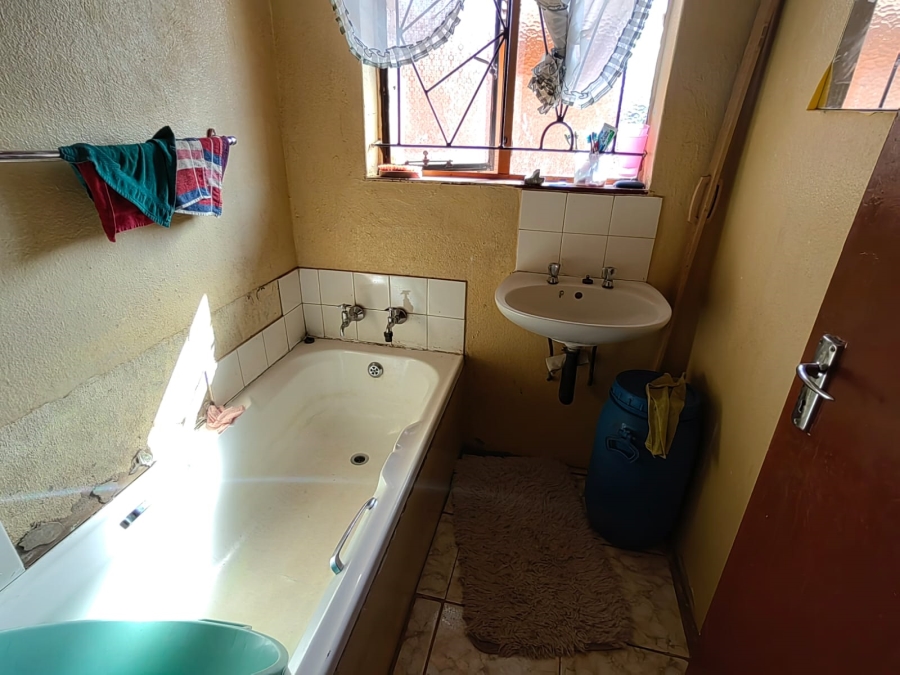 3 Bedroom Property for Sale in Sebokeng Zone 17 Gauteng