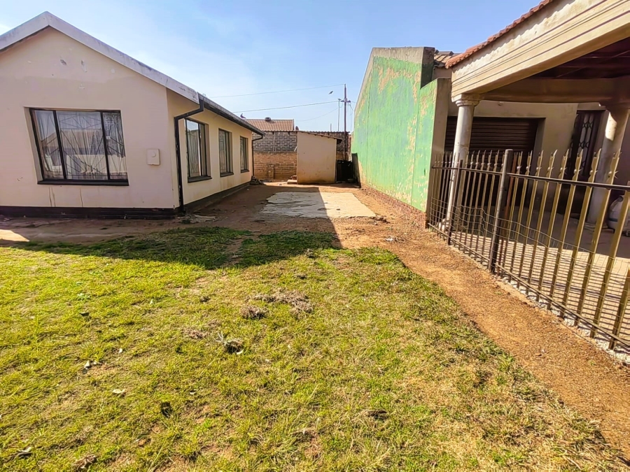 3 Bedroom Property for Sale in Sebokeng Zone 17 Gauteng