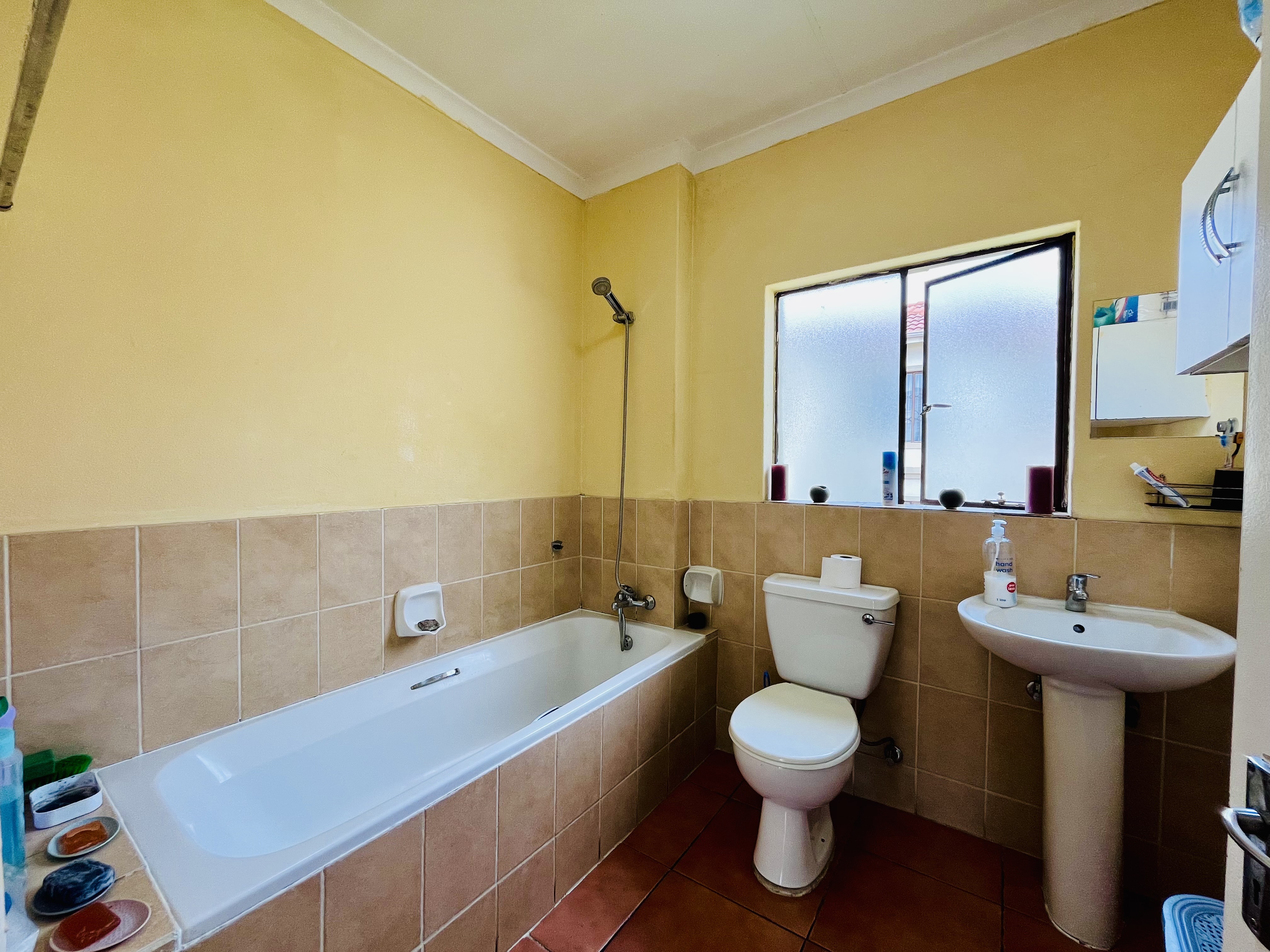 2 Bedroom Property for Sale in Bramley View Gauteng