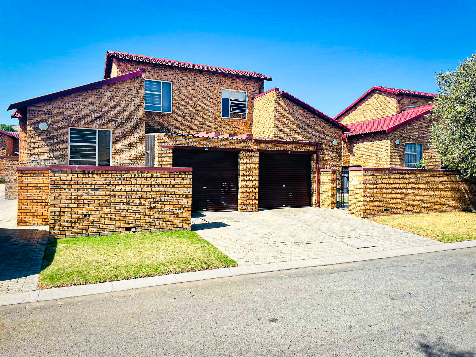 2 Bedroom Property for Sale in Honeydew Gauteng