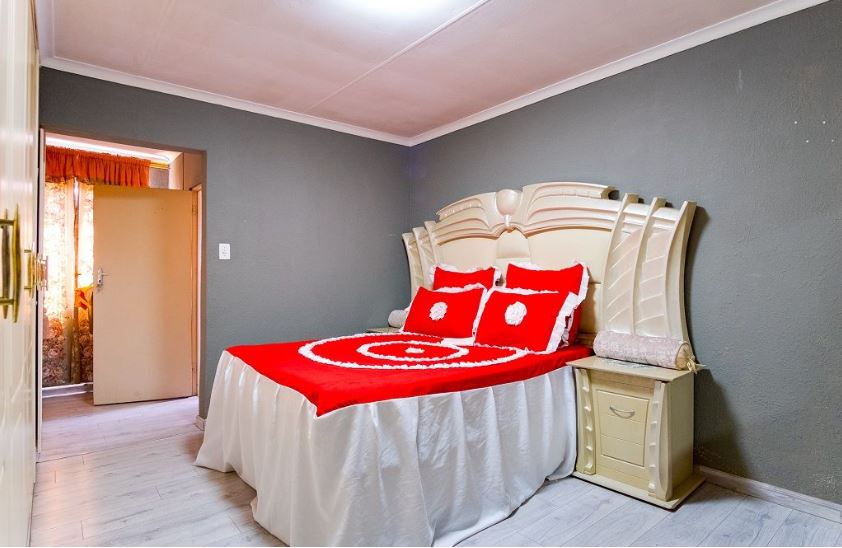 4 Bedroom Property for Sale in Palm Ridge Gauteng