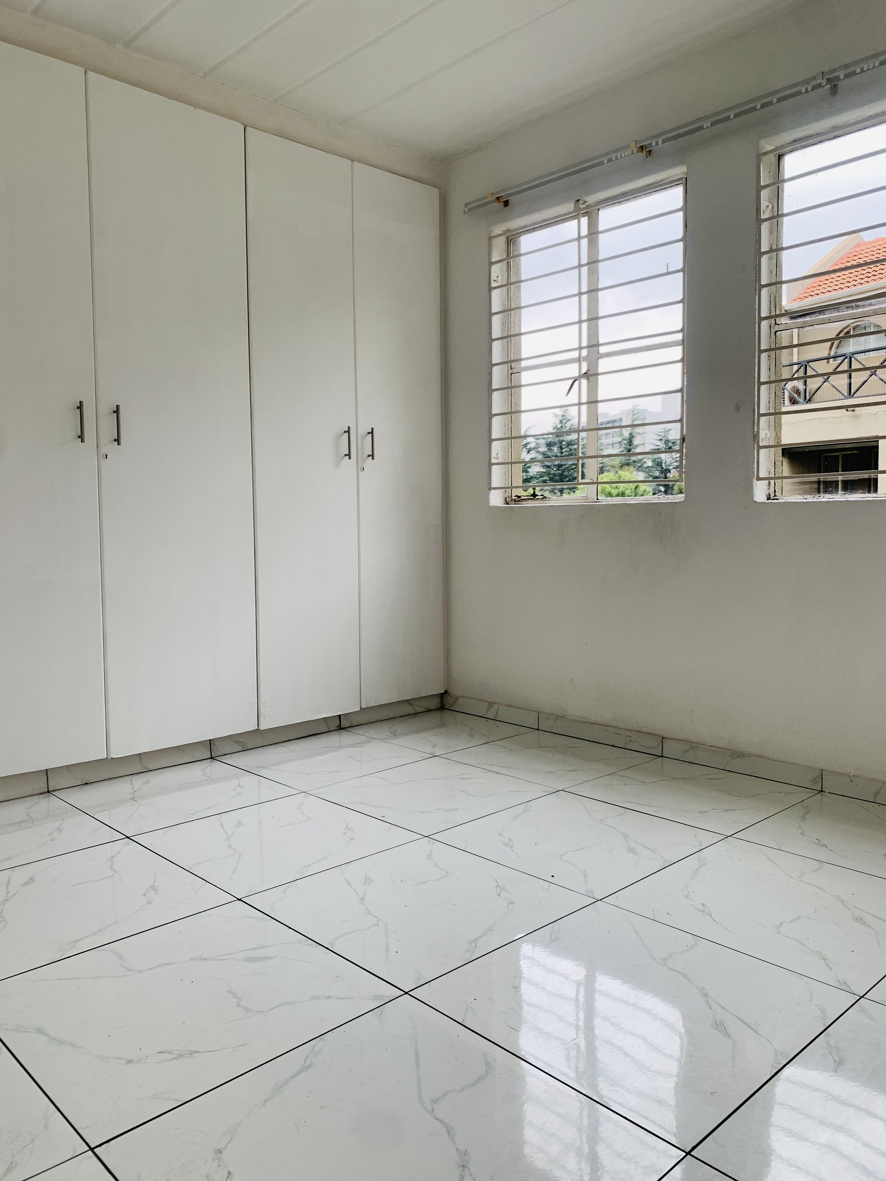 To Let 1 Bedroom Property for Rent in Melville Gauteng