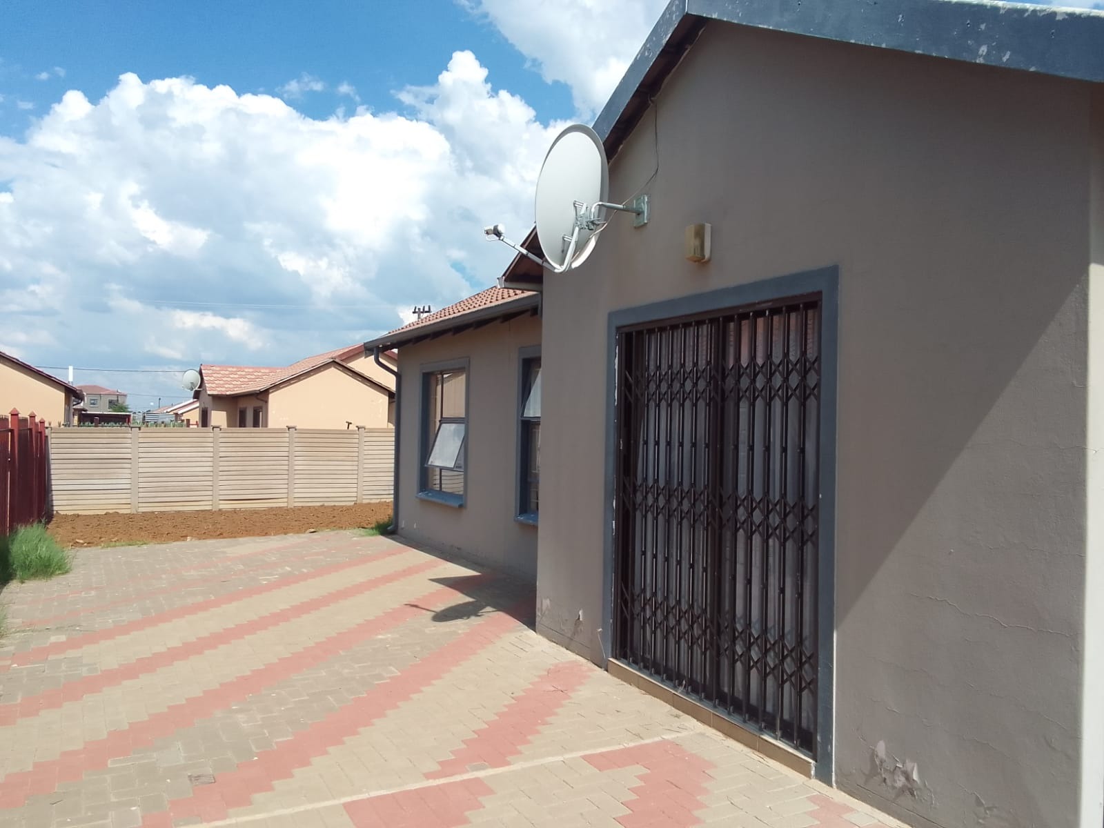 3 Bedroom Property for Sale in Pinehaven Gauteng