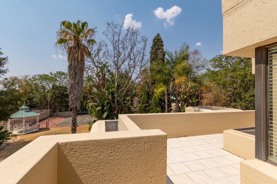 5 Bedroom Property for Sale in Bryanston Gauteng