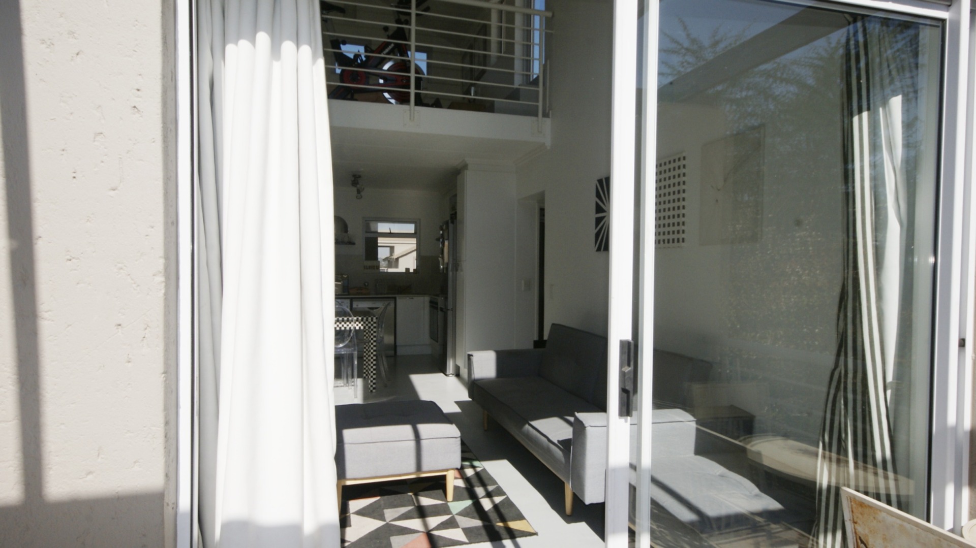 To Let 1 Bedroom Property for Rent in Bryanston Gauteng