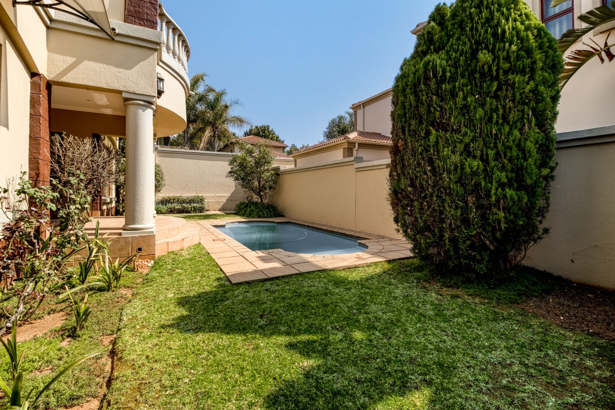 4 Bedroom Property for Sale in Beverley Gauteng