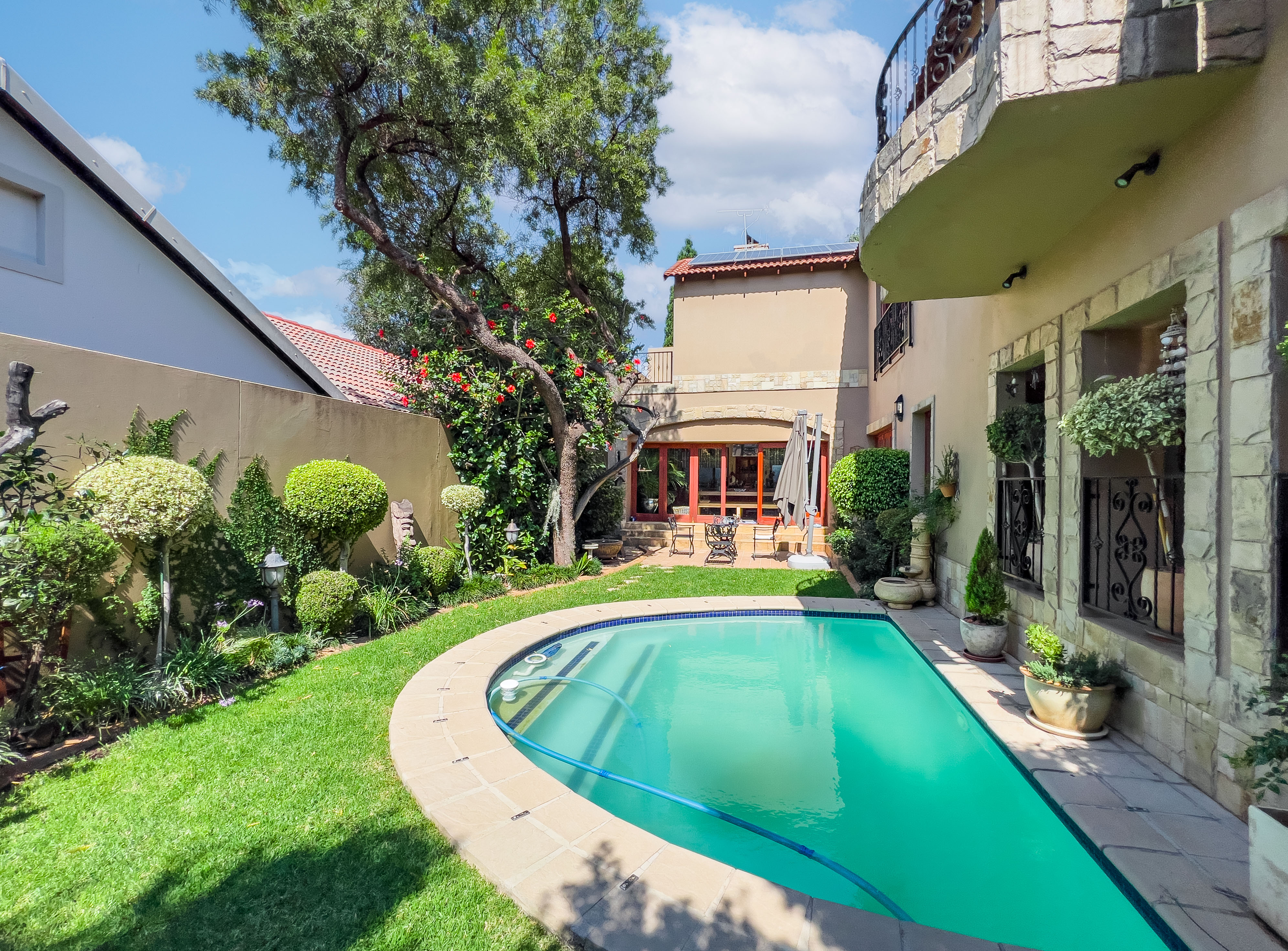 4 Bedroom Property for Sale in Broadacres Gauteng