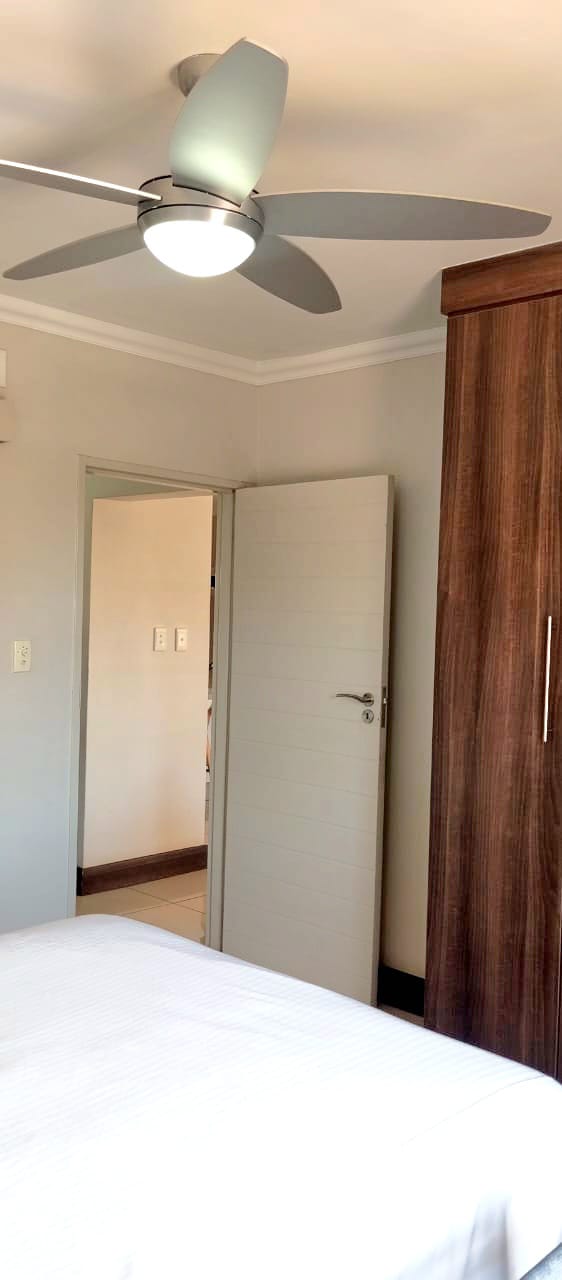 2 Bedroom Property for Sale in Crowthorne AH Gauteng