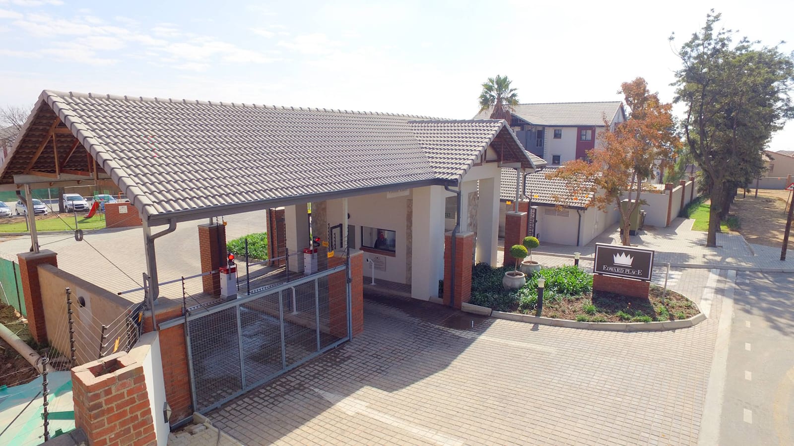 2 Bedroom Property for Sale in Crowthorne AH Gauteng