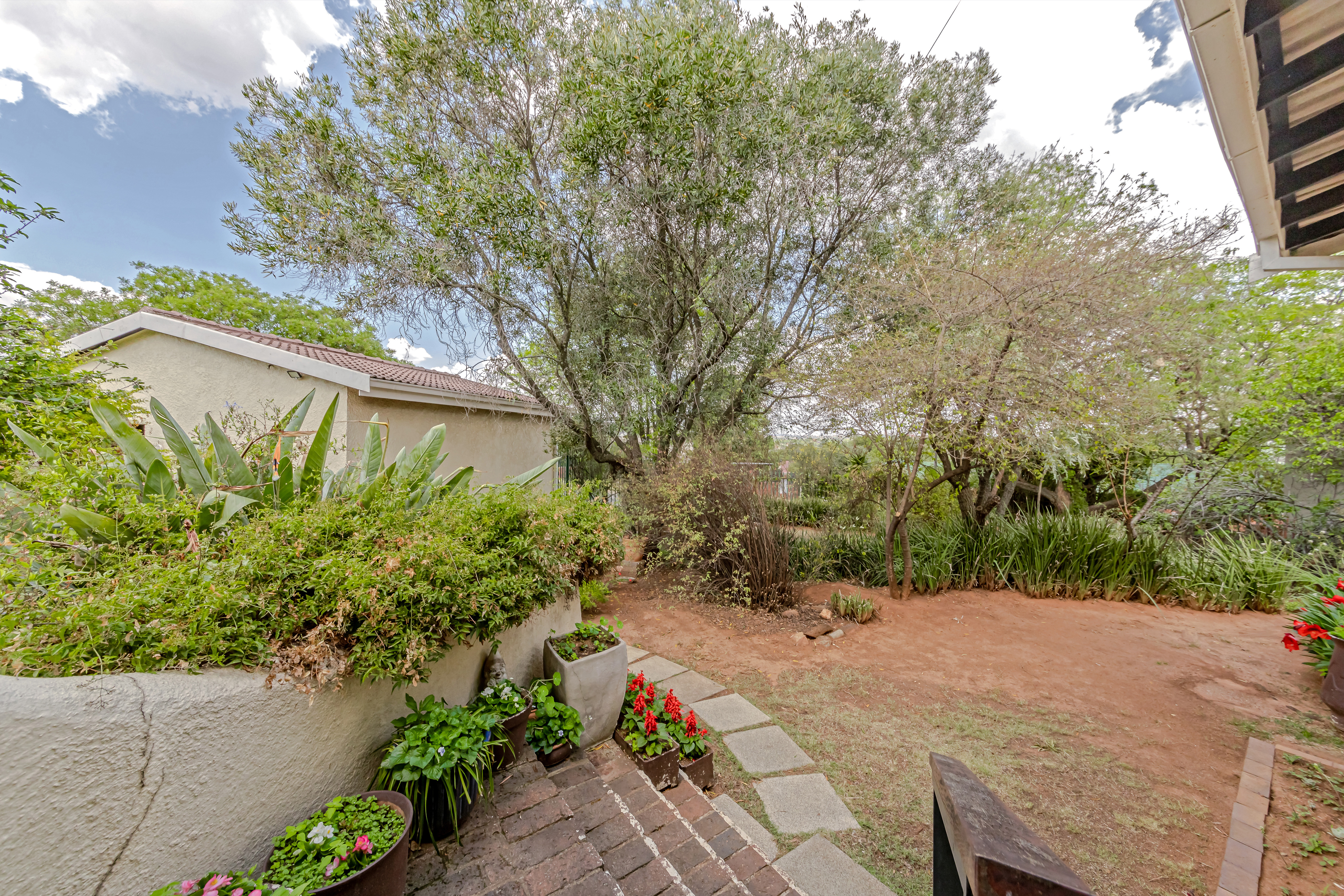 3 Bedroom Property for Sale in Discovery Gauteng