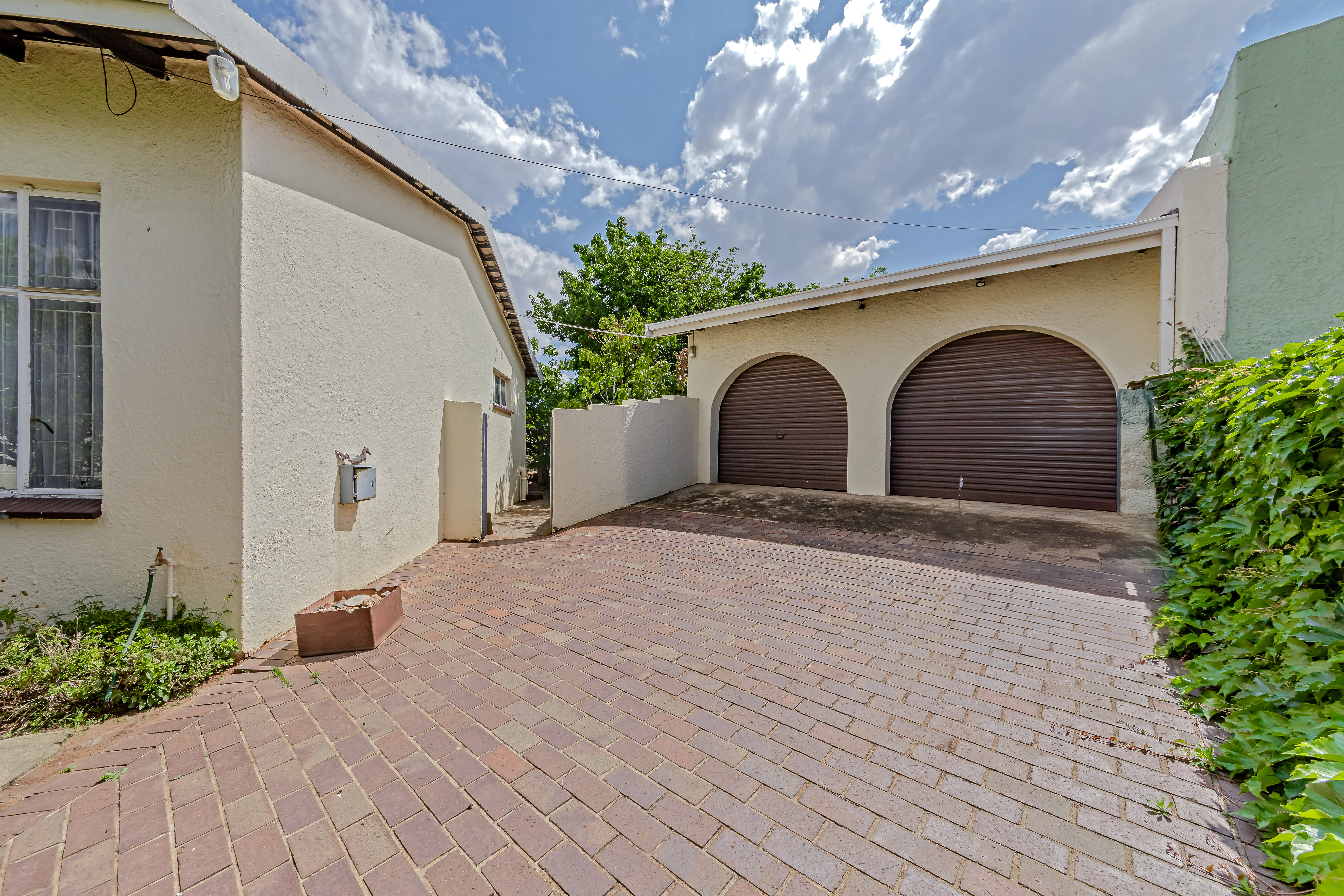 3 Bedroom Property for Sale in Discovery Gauteng