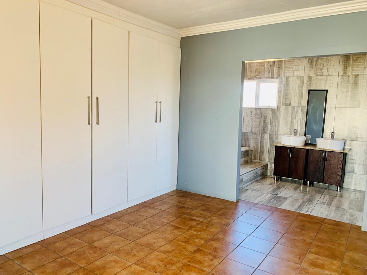 4 Bedroom Property for Sale in Overkruin Gauteng