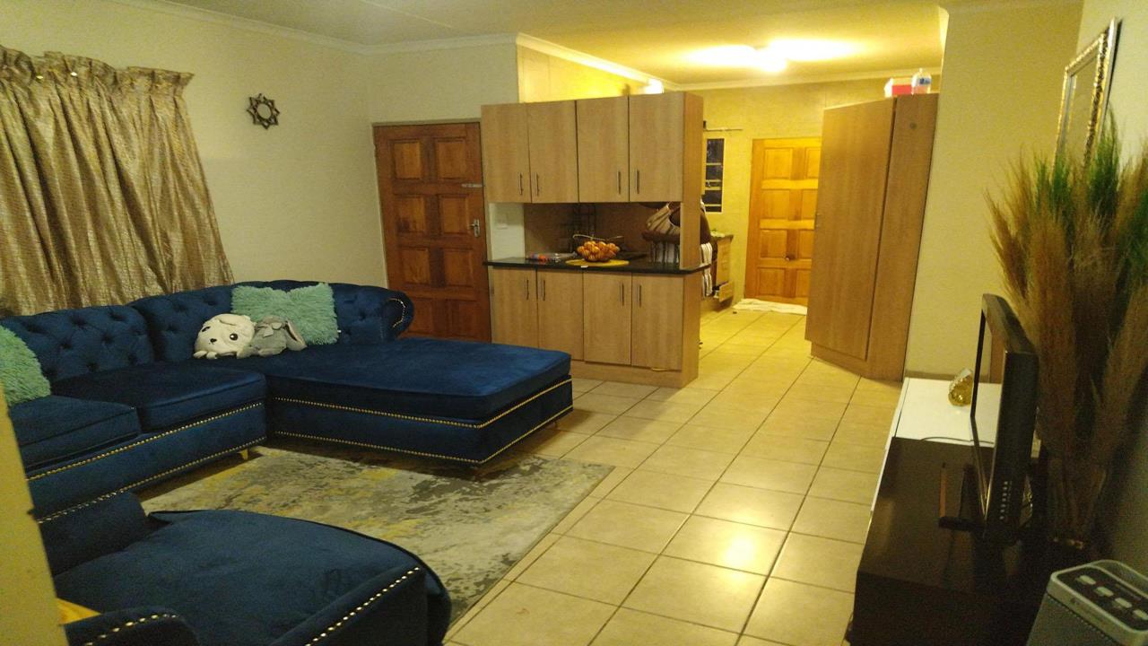 3 Bedroom Property for Sale in Olievenhoutbosch Gauteng