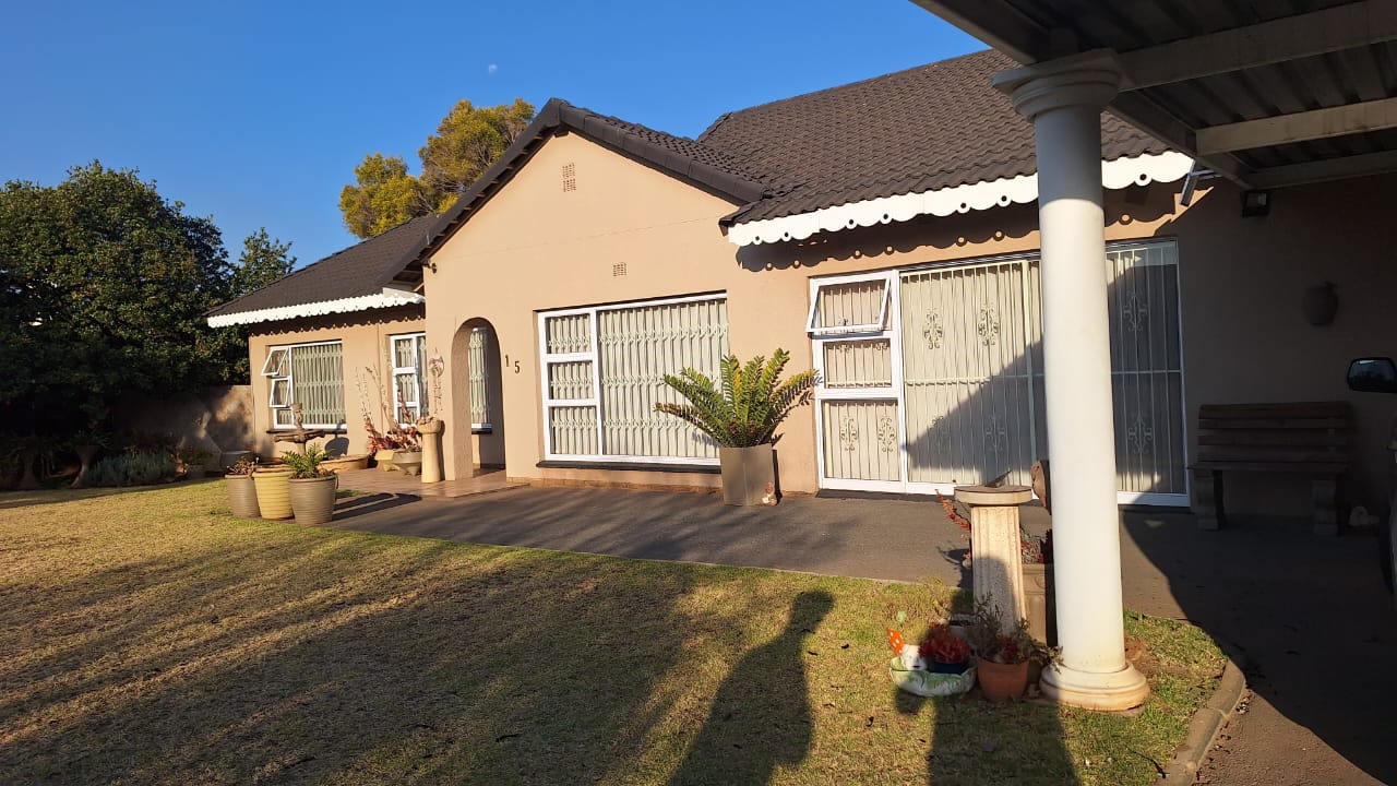 3 Bedroom Property for Sale in Elspark Gauteng