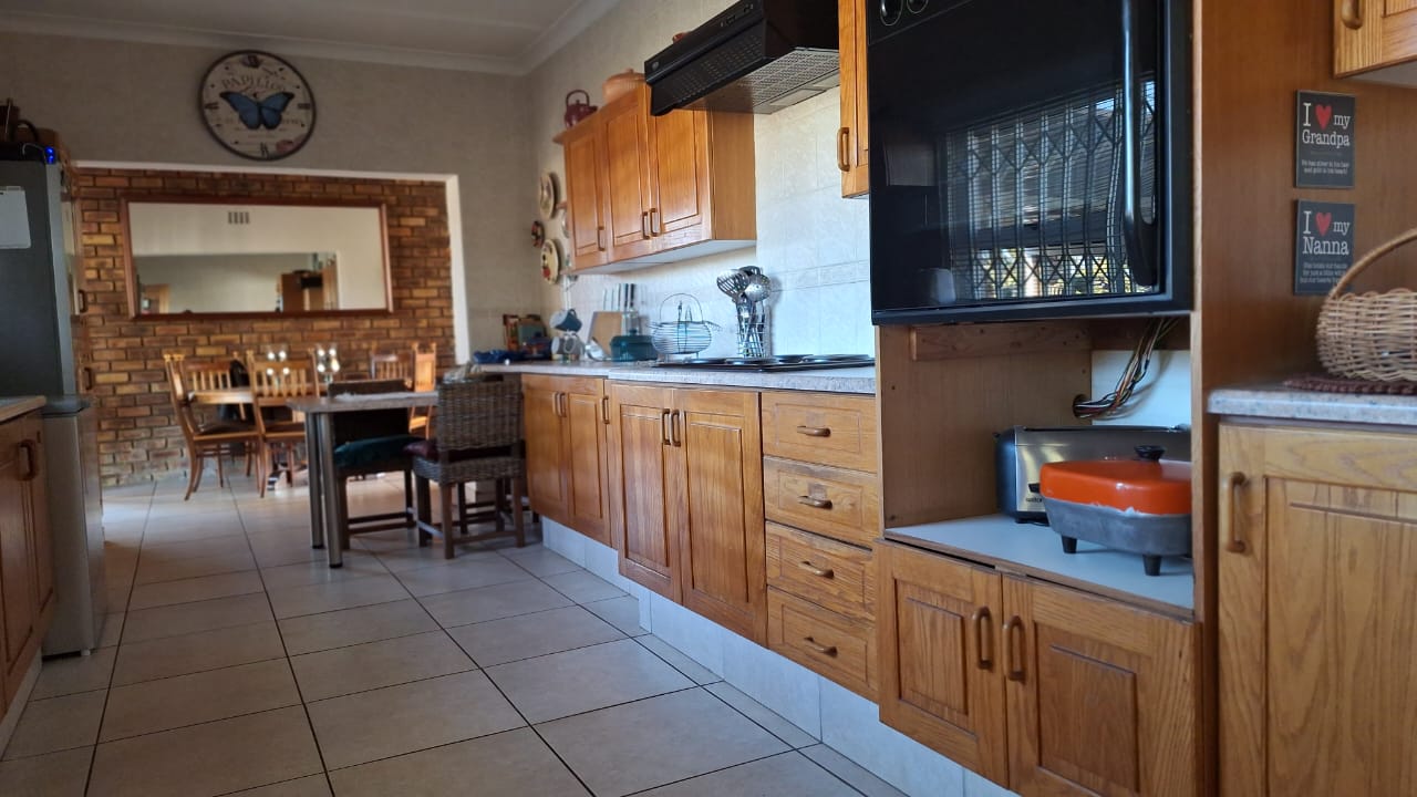 3 Bedroom Property for Sale in Elspark Gauteng