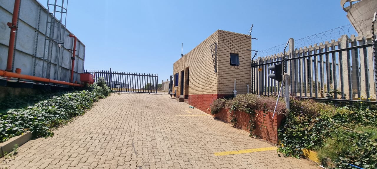 Commercial Property for Sale in Halfway House Gauteng