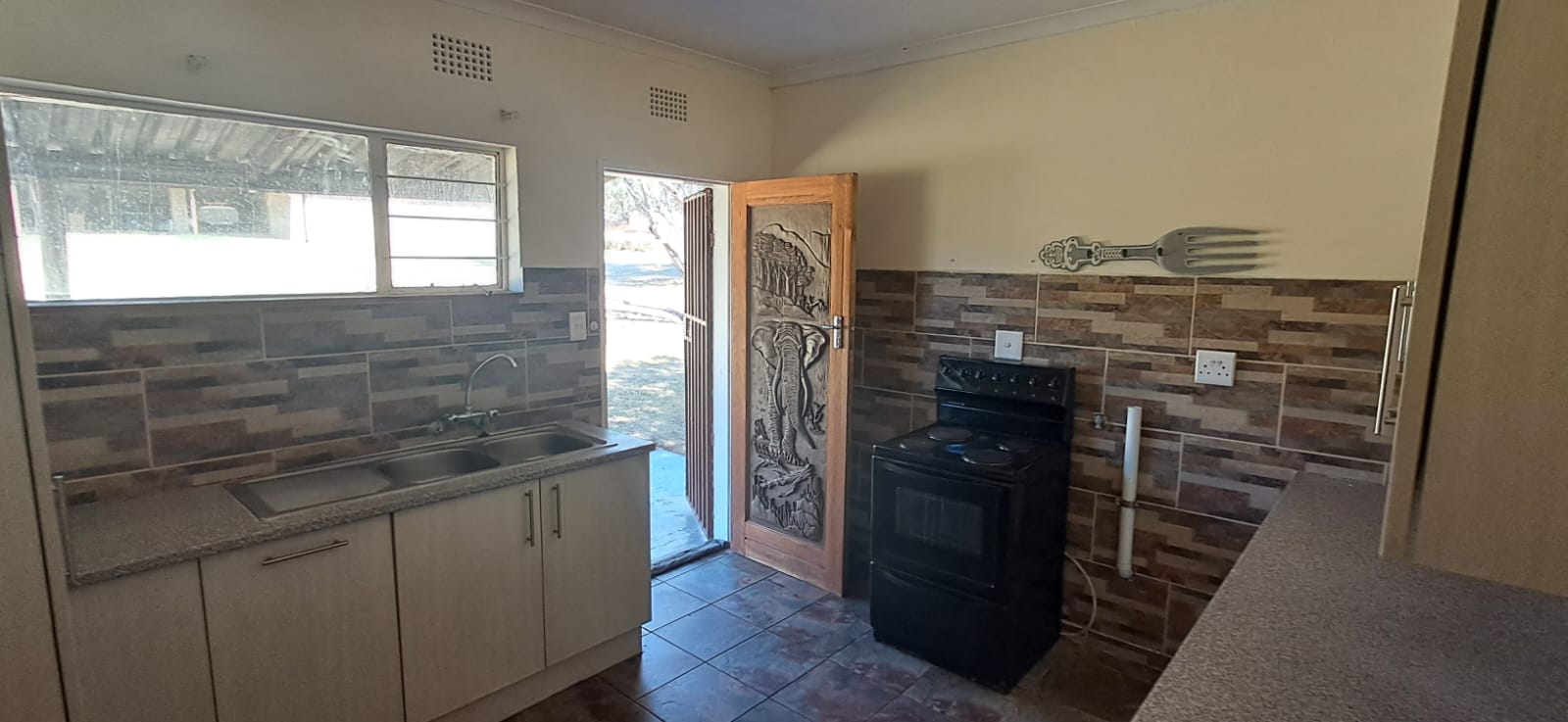 5 Bedroom Property for Sale in Agavia Gauteng