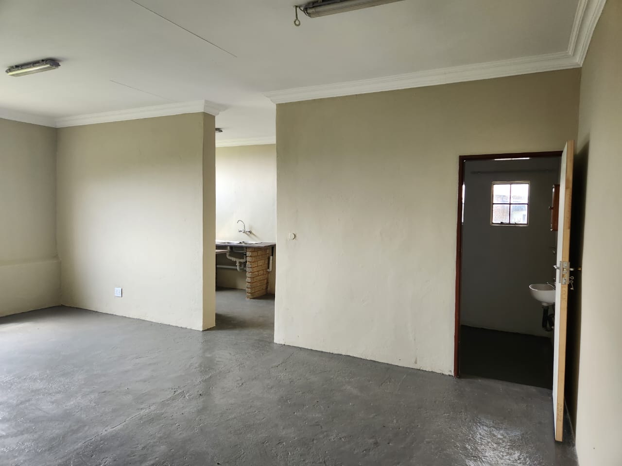 5 Bedroom Property for Sale in Agavia Gauteng