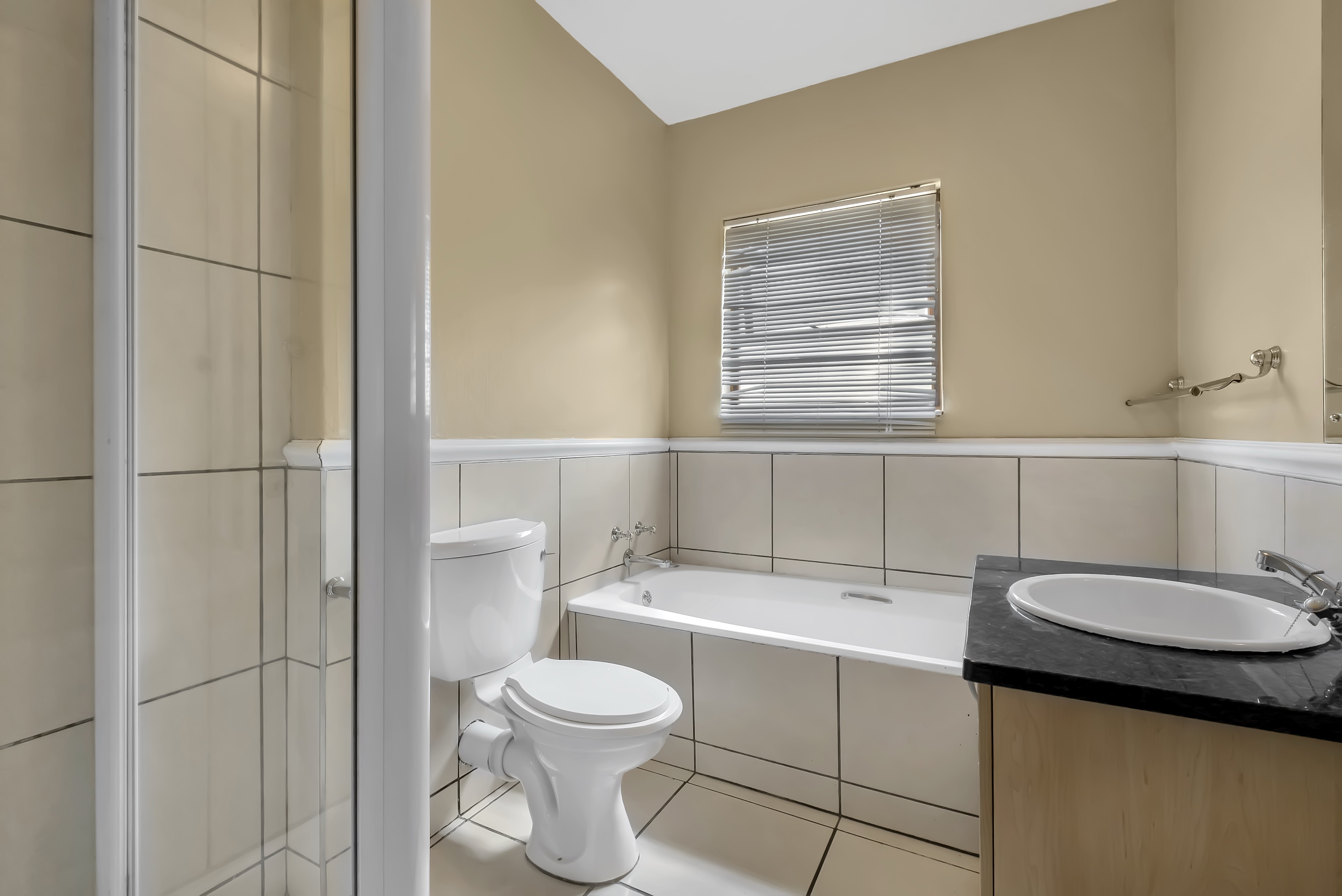 1 Bedroom Property for Sale in Atholl Gauteng