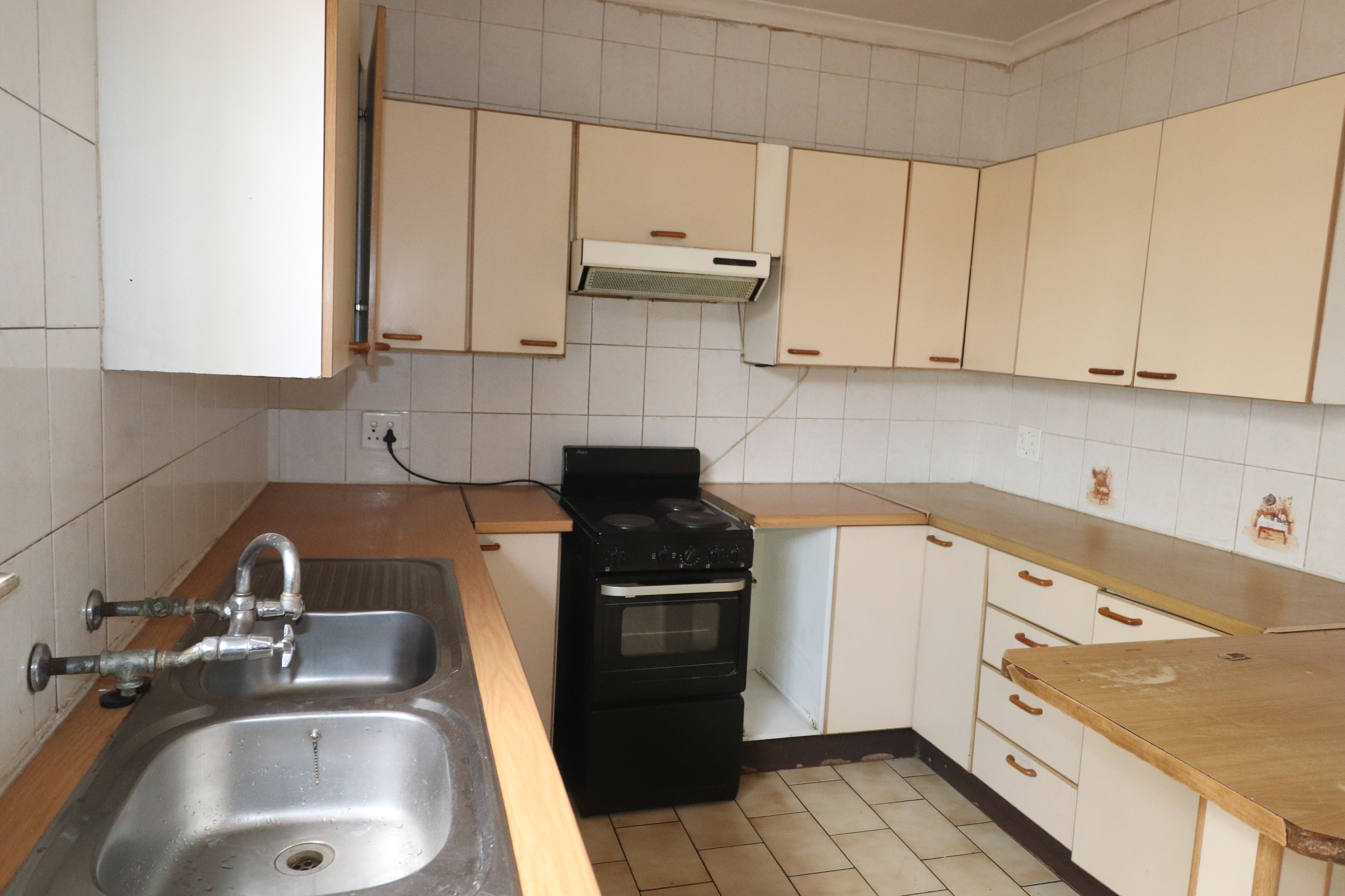 To Let 3 Bedroom Property for Rent in Kempton Park West Gauteng