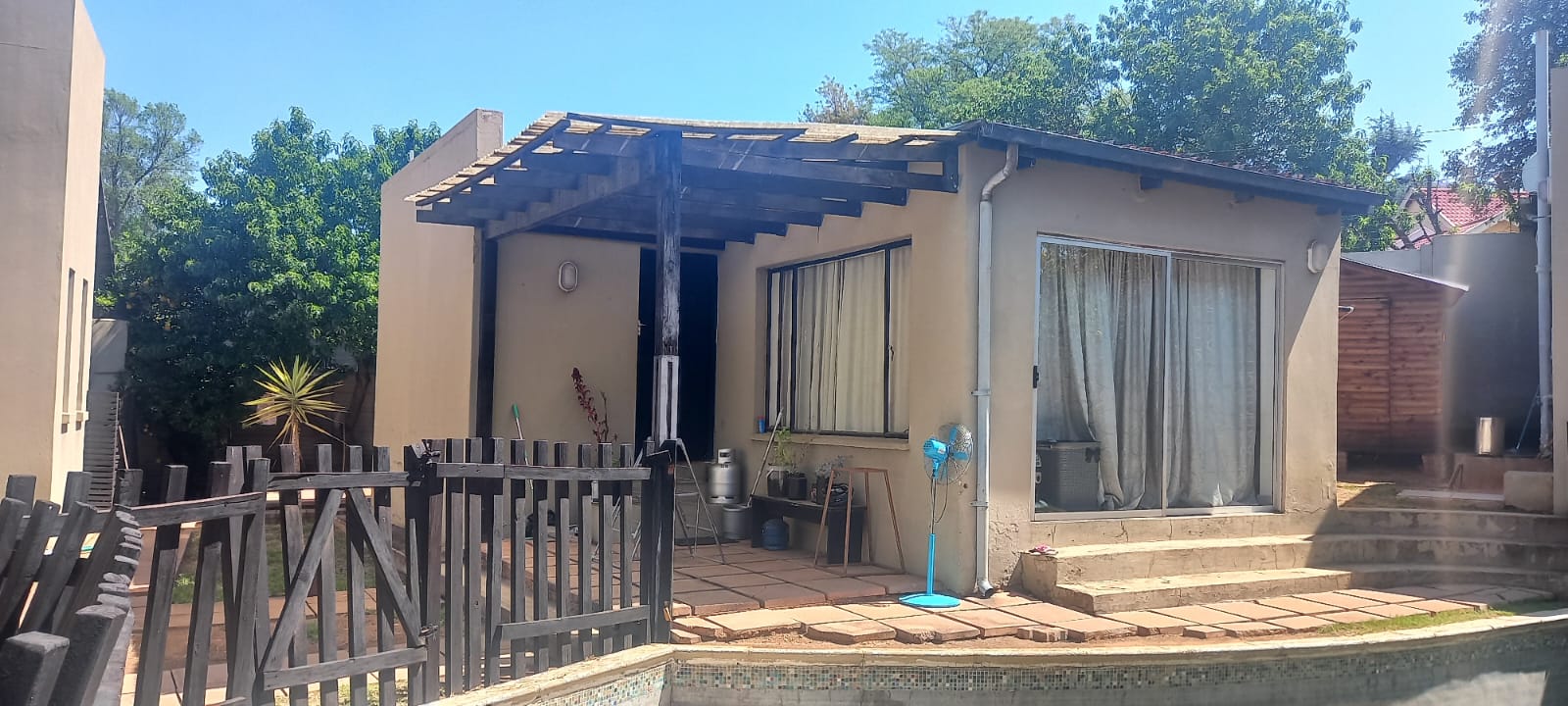 To Let 1 Bedroom Property for Rent in Blairgowrie Gauteng