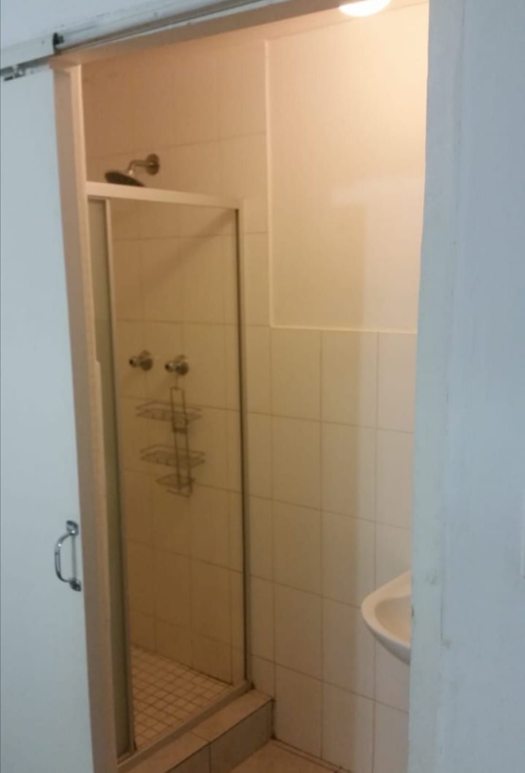 To Let 1 Bedroom Property for Rent in Blairgowrie Gauteng