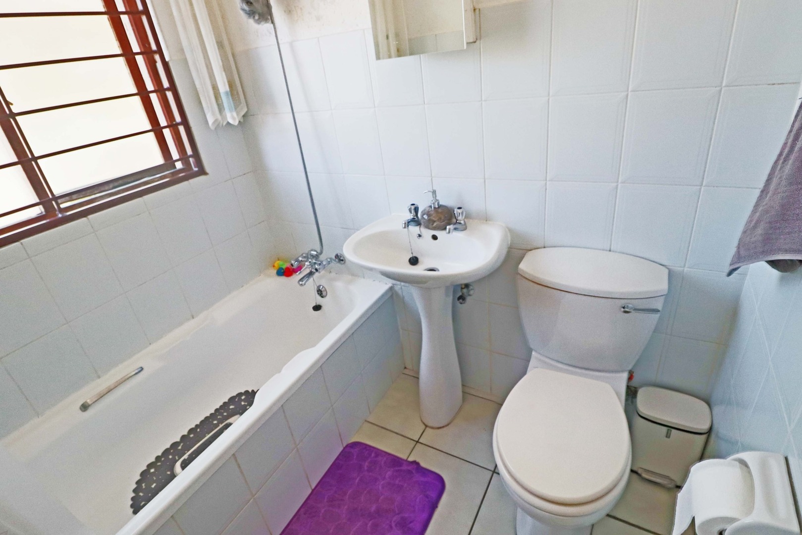 1 Bedroom Property for Sale in Bryanston Gauteng