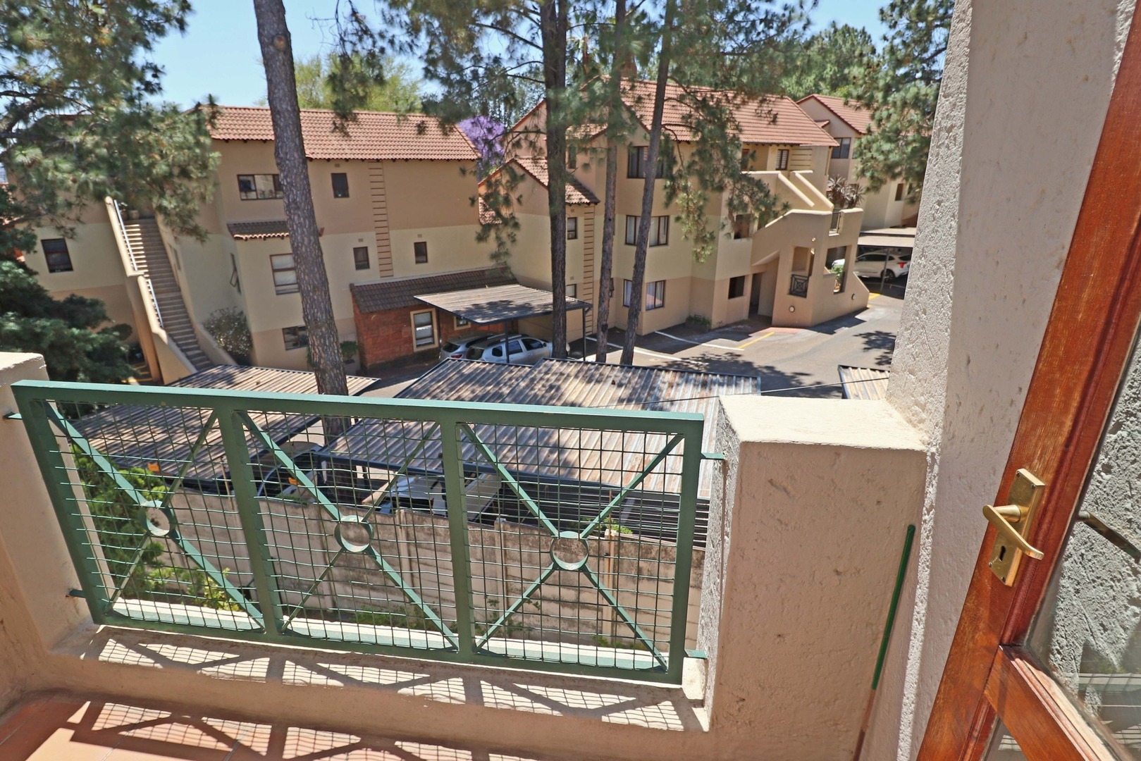 1 Bedroom Property for Sale in Bryanston Gauteng