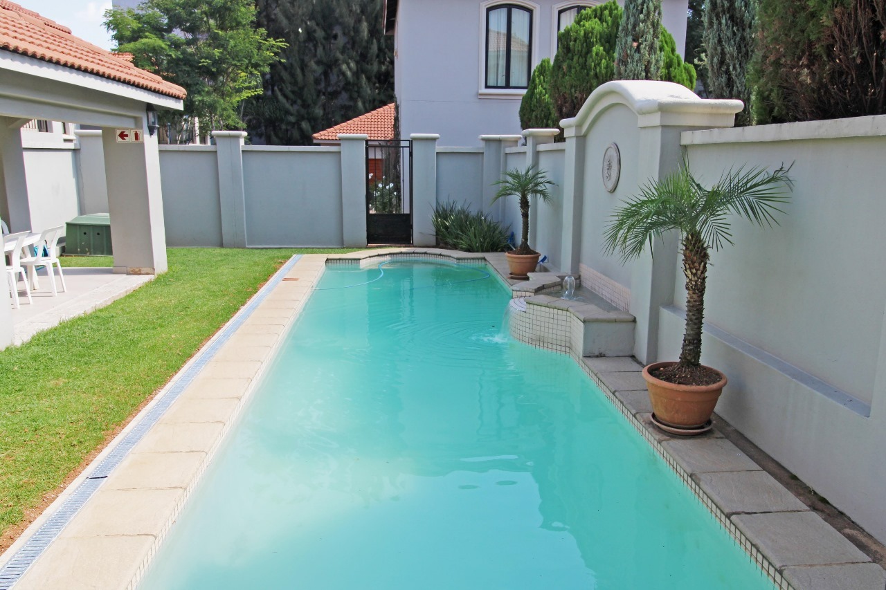 To Let 3 Bedroom Property for Rent in Bryanston Gauteng