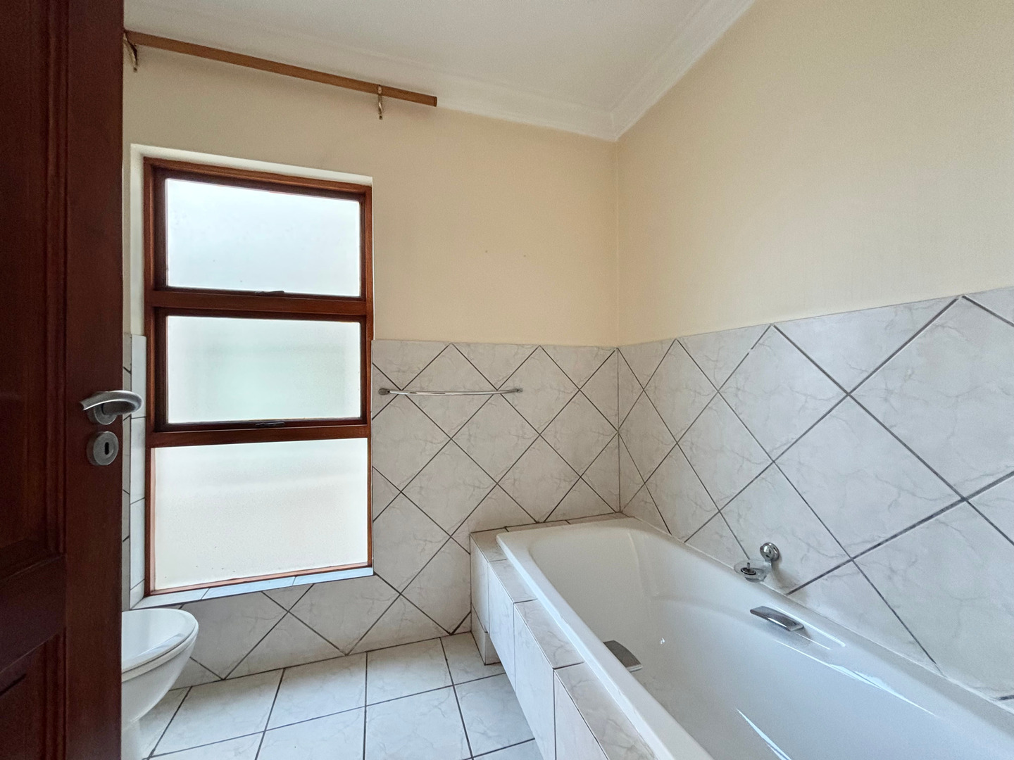 To Let 4 Bedroom Property for Rent in Morningside Gauteng