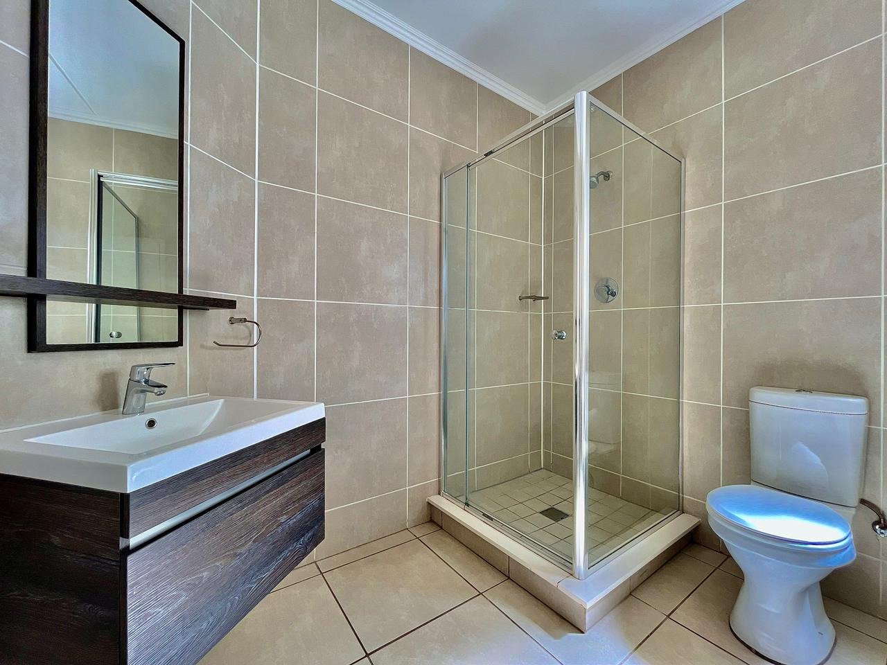 To Let 2 Bedroom Property for Rent in Greenstone Hill Gauteng