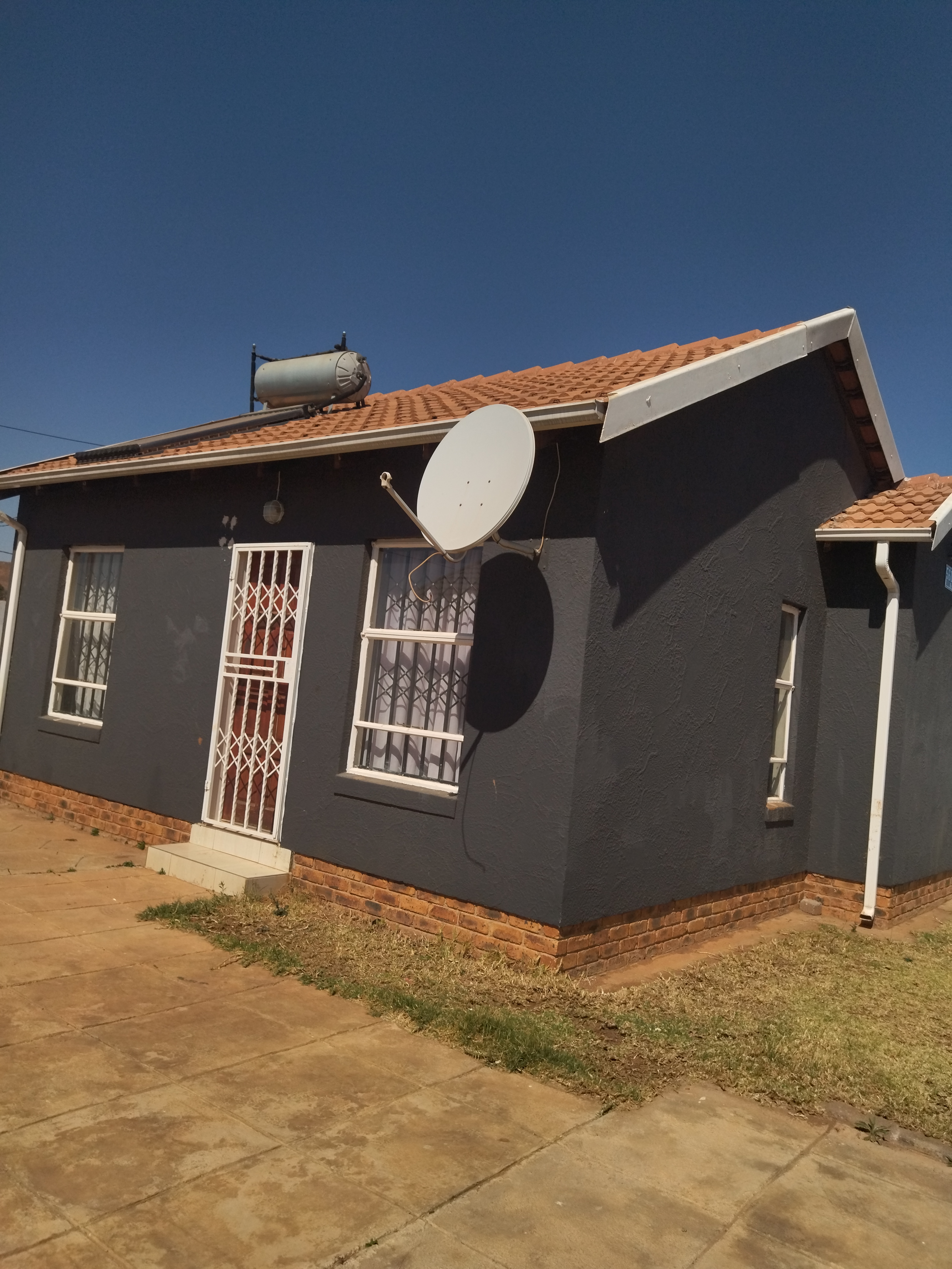 2 Bedroom Property for Sale in Lehae Gauteng