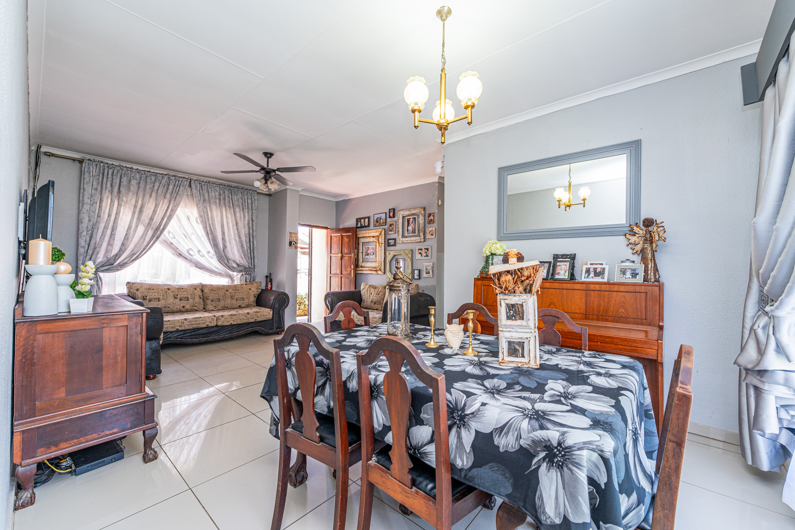 3 Bedroom Property for Sale in Bonaero Park Gauteng