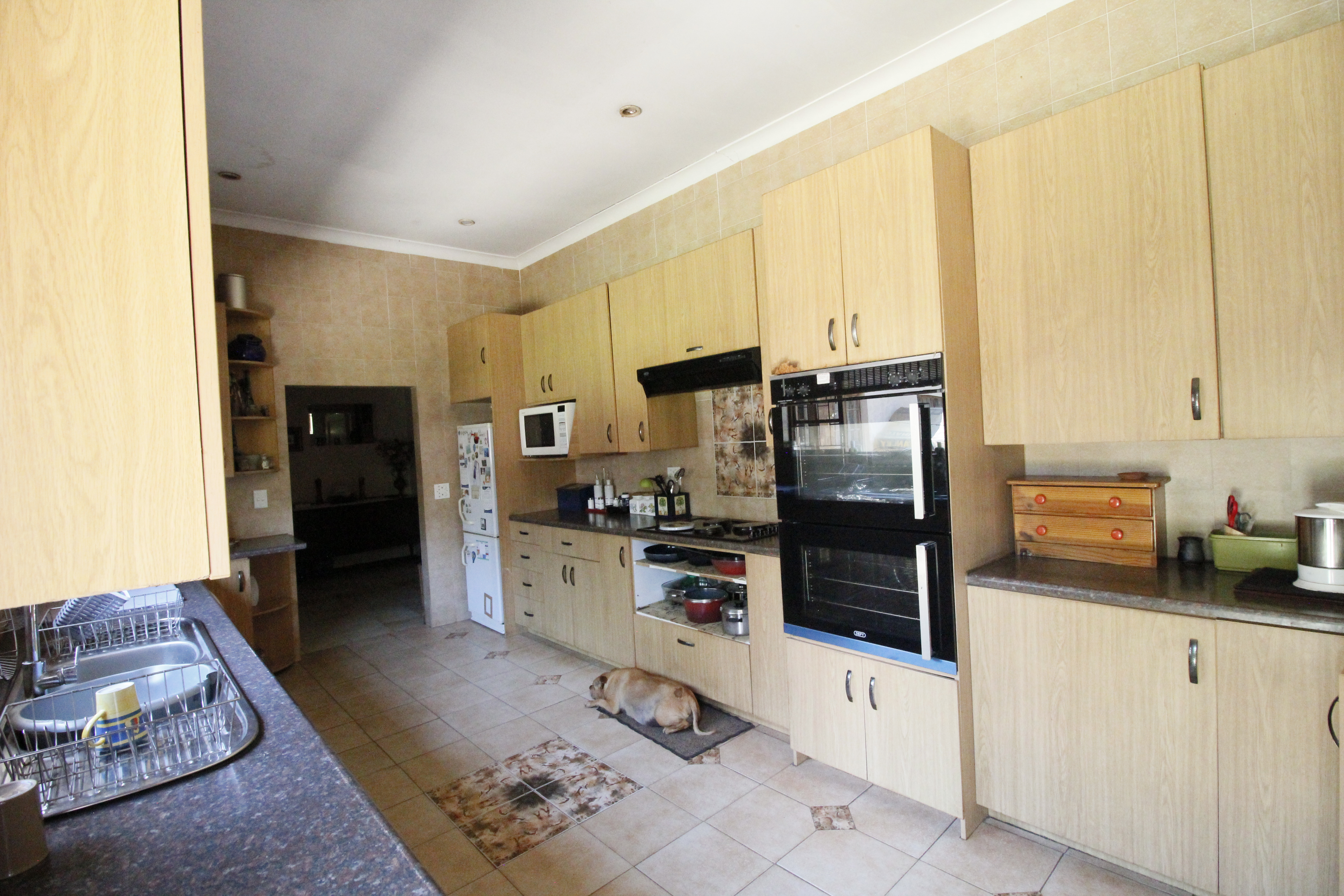 7 Bedroom Property for Sale in Glen Austin Gauteng