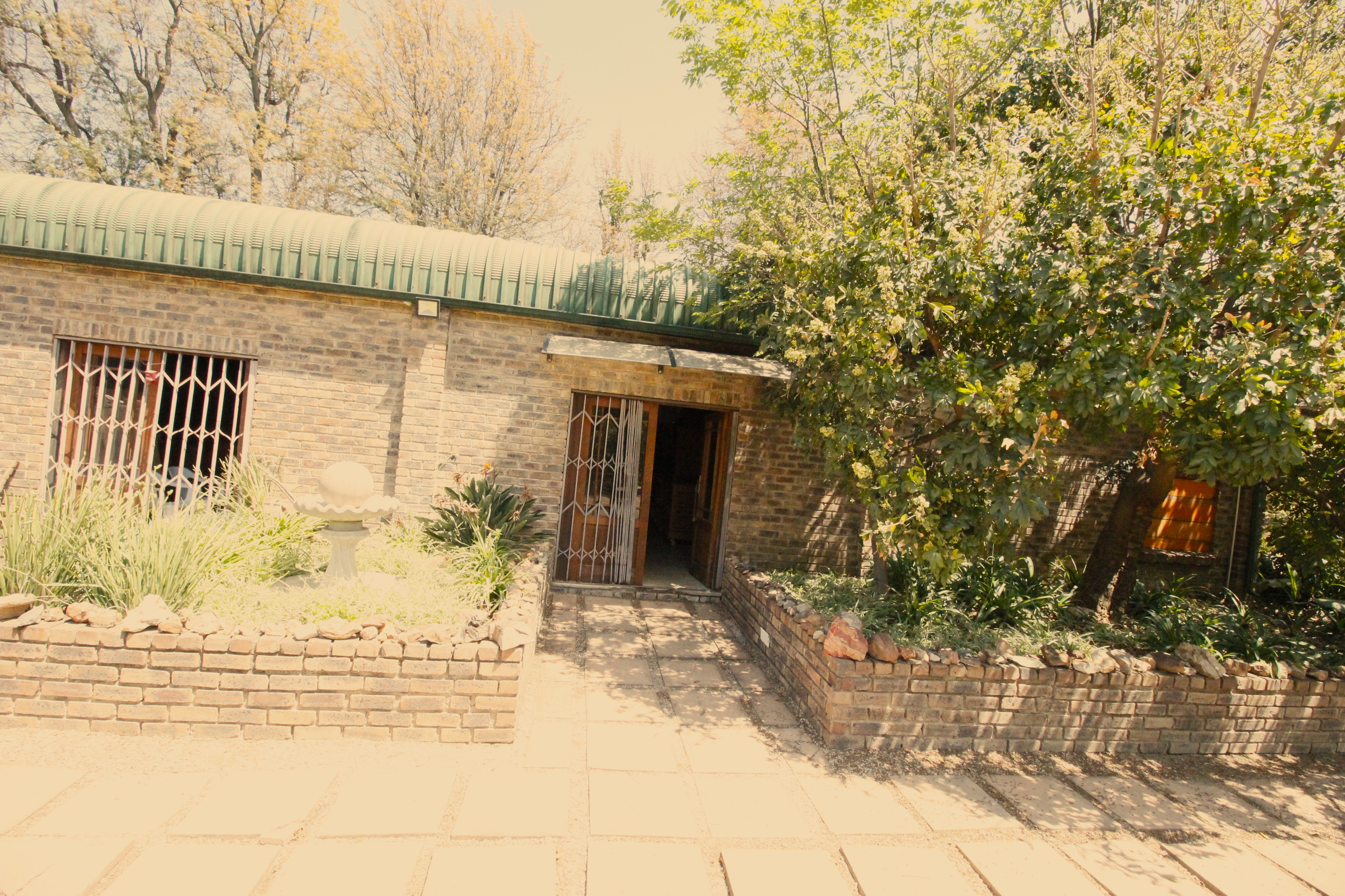 7 Bedroom Property for Sale in Glen Austin Gauteng